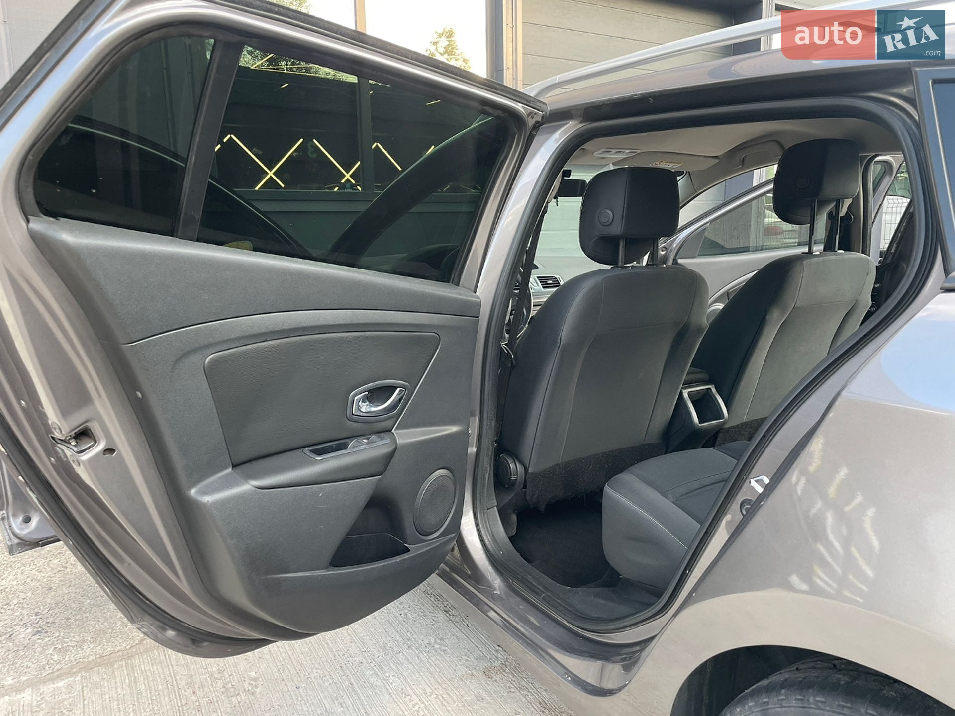 Renault Megane 2014 VIN VF1KZ100650618869 фото оголошення 20 з 43