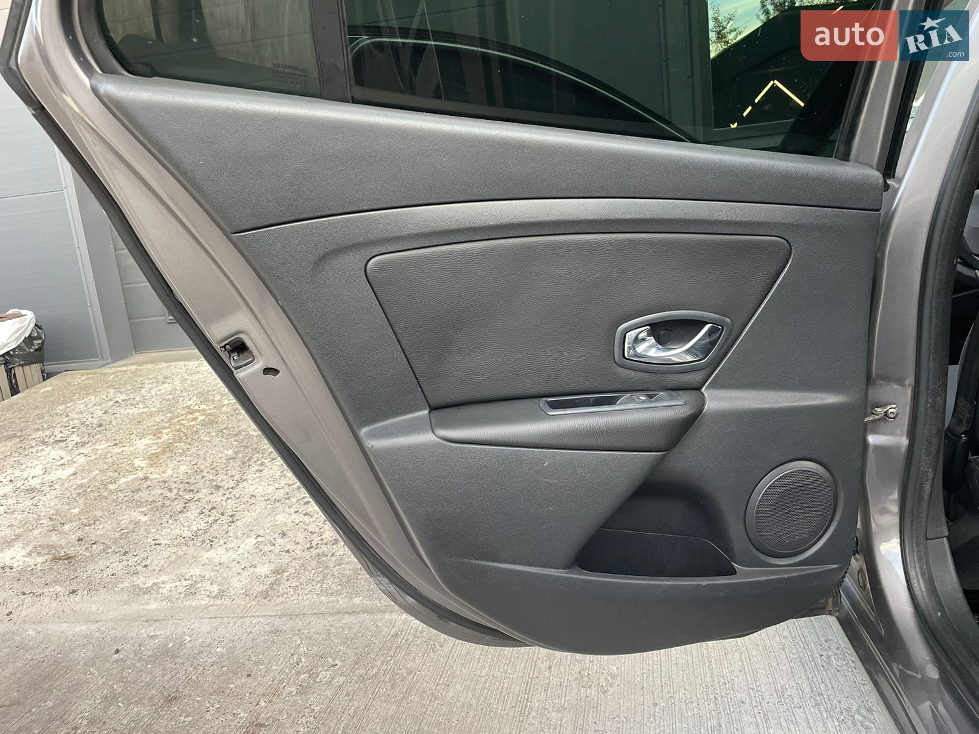 Renault Megane 2014 VIN VF1KZ100650618869 фото оголошення 21 з 43