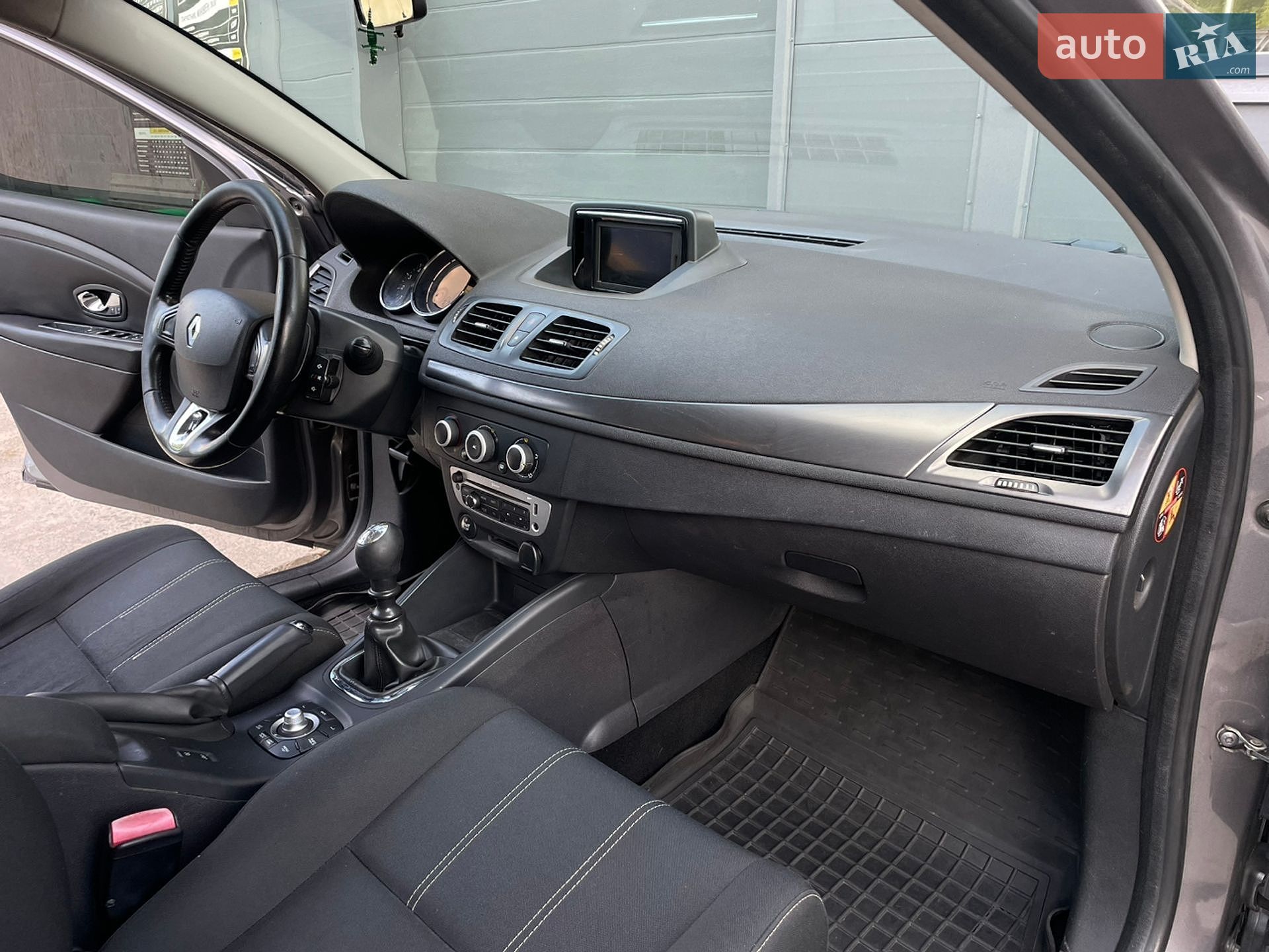 Renault Megane 2014 VIN VF1KZ100650618869 фото оголошення 31 з 43