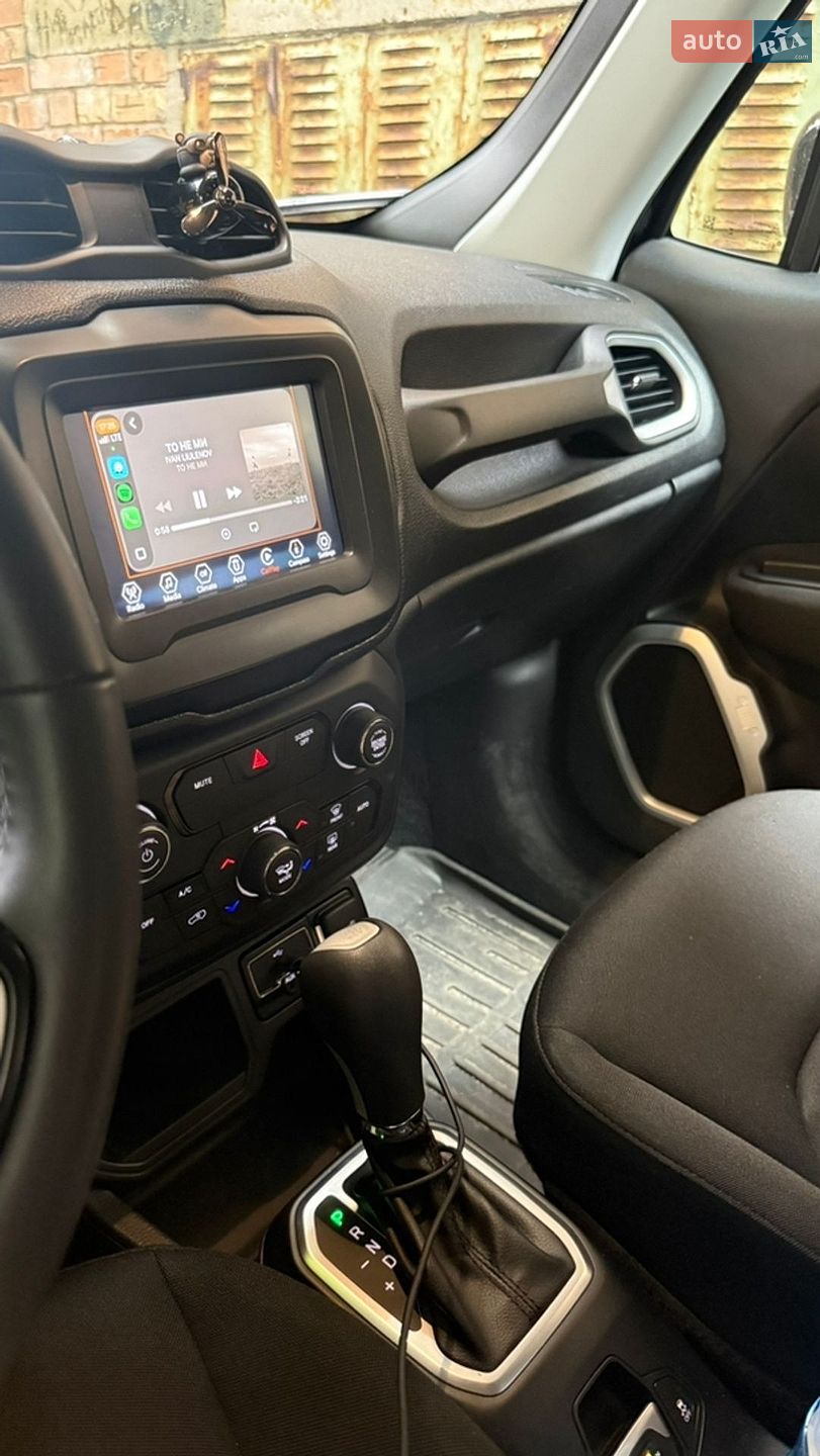 Jeep Renegade 2018 VIN ZACCJABB3JPH12187 фото оголошення 13 з 14