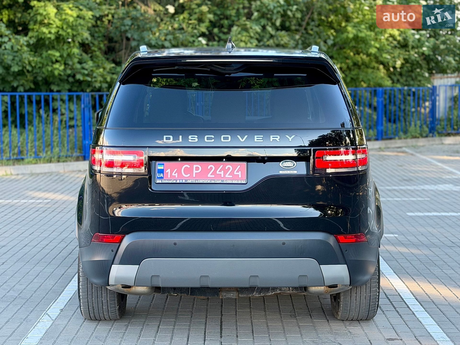 Land Rover Discovery 2017 VIN SALRRBBVXHA024998 фото оголошення 19 з 85
