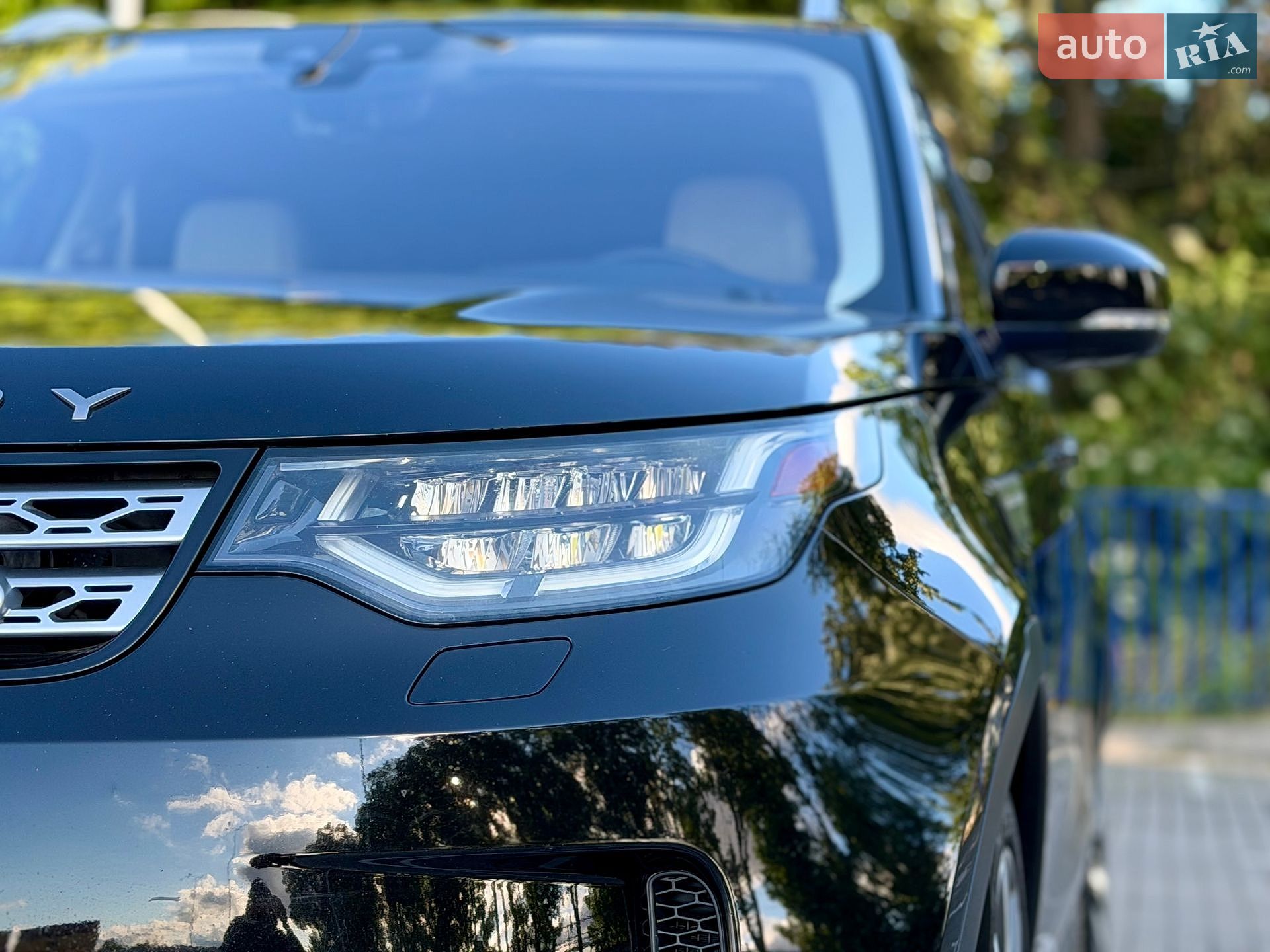Land Rover Discovery 2017 VIN SALRRBBVXHA024998 фото оголошення 29 з 85