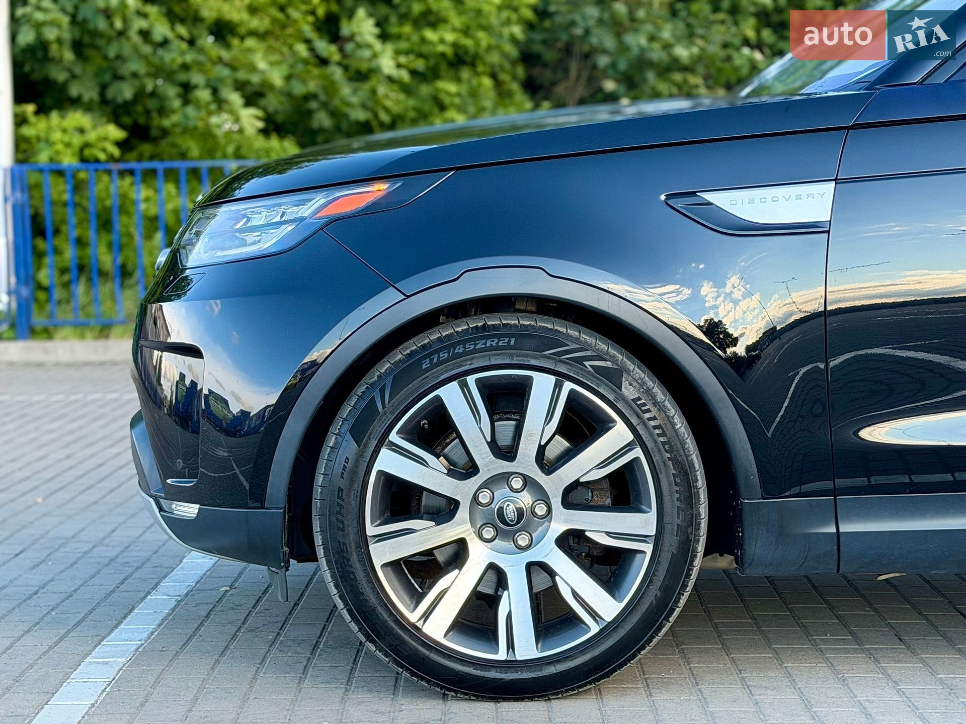 Land Rover Discovery 2017 VIN SALRRBBVXHA024998 фото оголошення 30 з 85