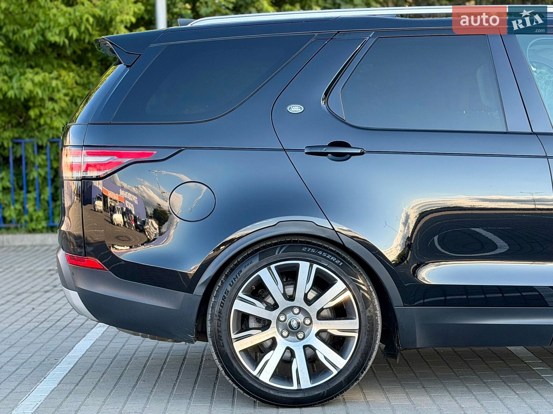 Land Rover Discovery 2017 VIN SALRRBBVXHA024998 фото оголошення 33 з 85