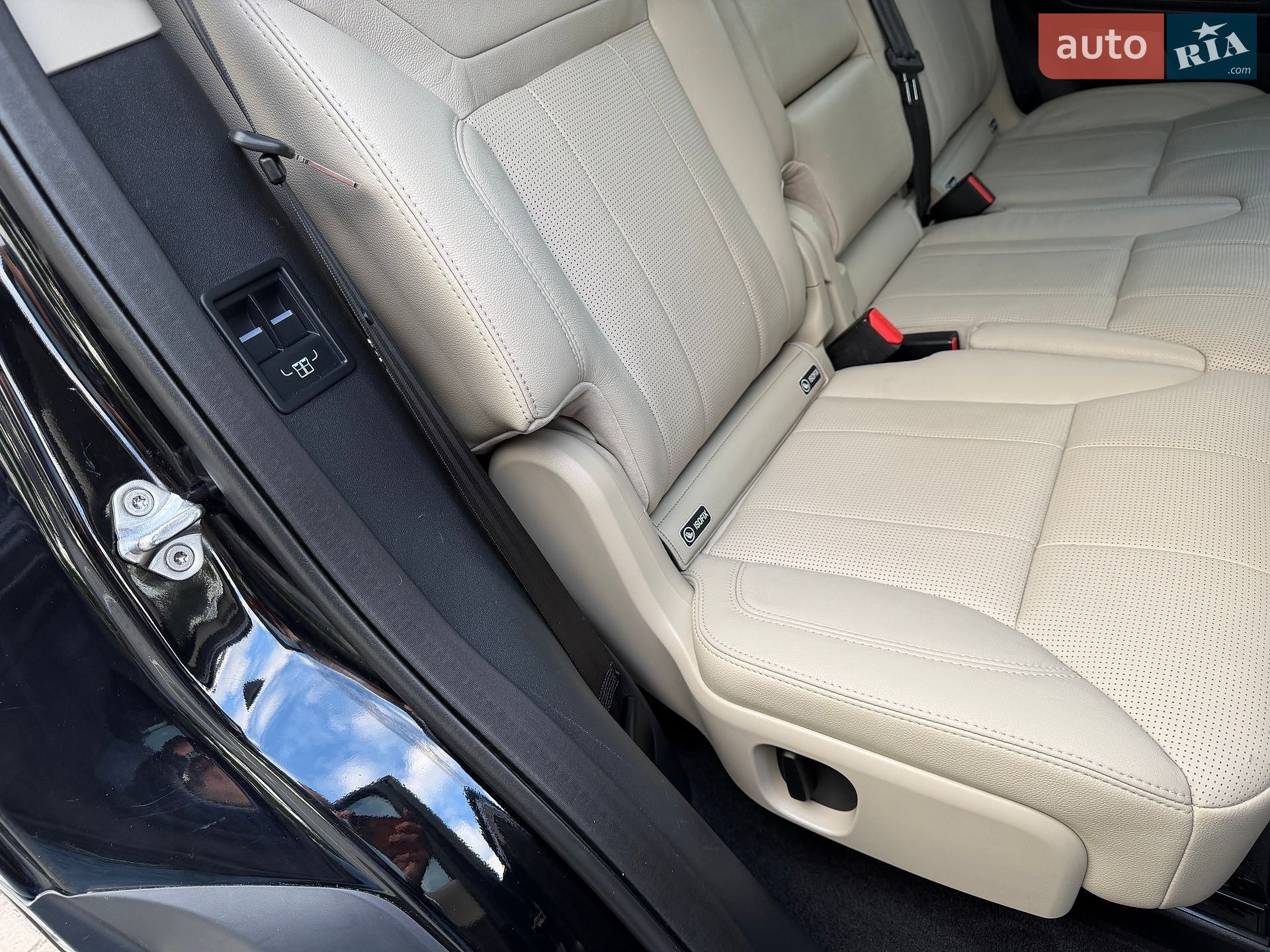 Land Rover Discovery 2017 VIN SALRRBBVXHA024998 фото оголошення 80 з 85