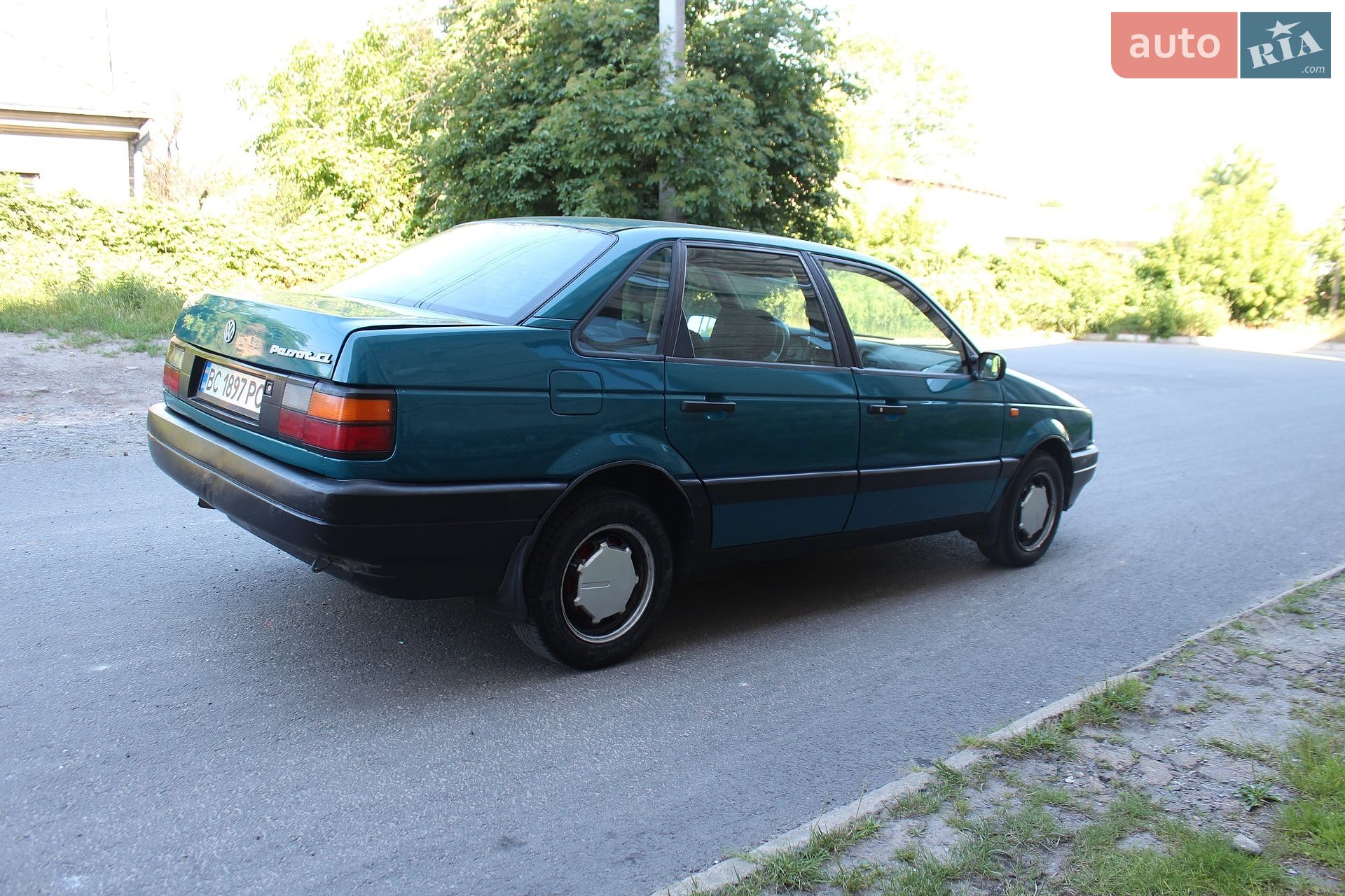 Volkswagen Passat 1993 VIN WVWZZZ31ZPE054024 фото оголошення 8 з 22