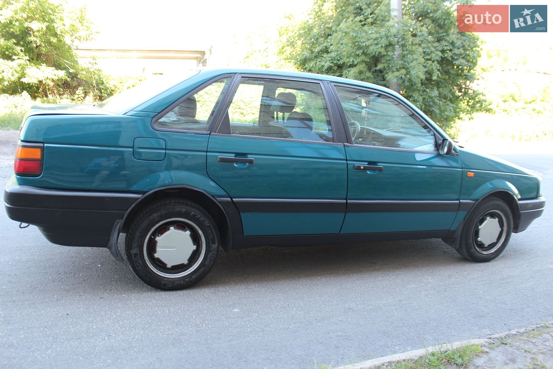 Volkswagen Passat 1993 VIN WVWZZZ31ZPE054024 фото оголошення 9 з 22