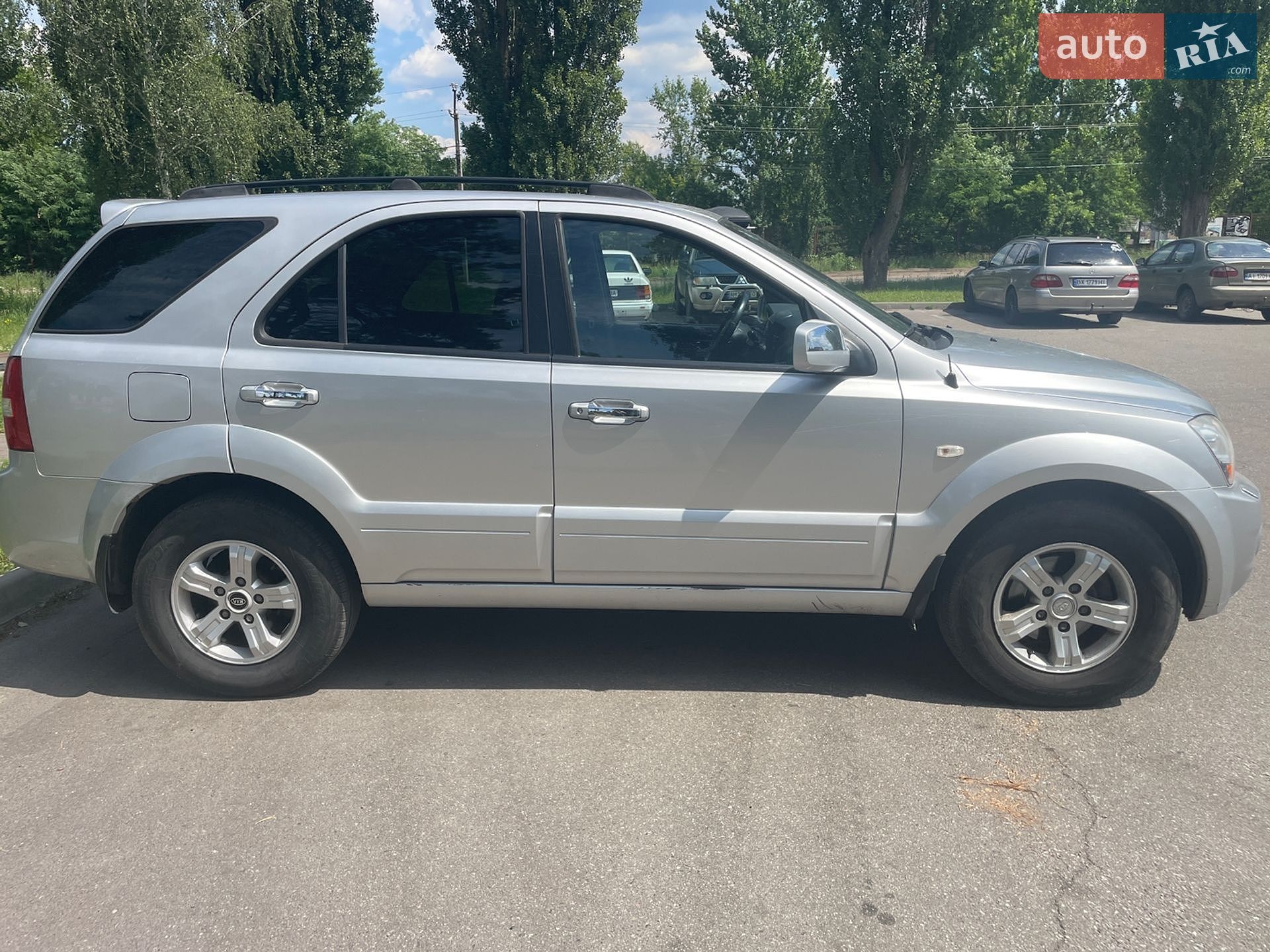 Kia Sorento 2008 VIN KNEJC524885835221 фото оголошення 4 з 33