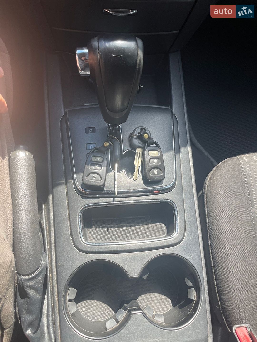Kia Sorento 2008 VIN KNEJC524885835221 фото оголошення 18 з 33