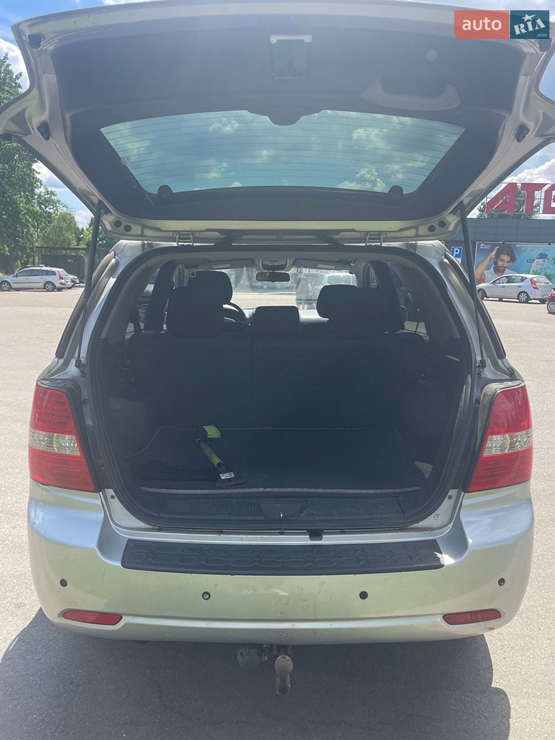 Kia Sorento 2008 VIN KNEJC524885835221 фото оголошення 31 з 33