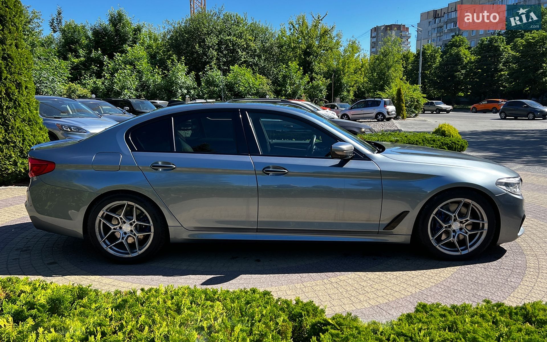 BMW 5 Series 2017 VIN WBAJB9C52JB036916 фото оголошення 8 з 27