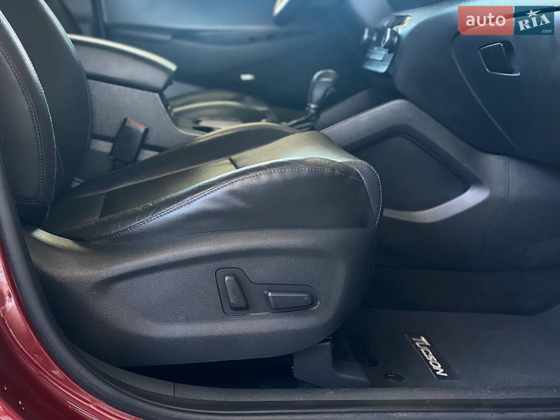 Hyundai Tucson 2018 VIN KM8J3CAL5KU931428 фото оголошення 13 з 26