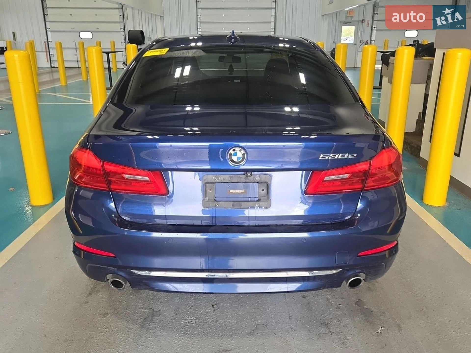 BMW 5 Series 2018 VIN WBAJB1C56JB085165 фото оголошення 25 з 34