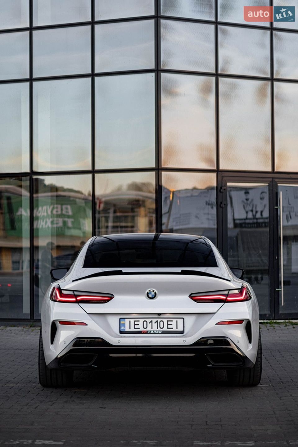 BMW 8 Series Gran Coupe 2019 VIN WBAGV8C01LCD86053 фото оголошення 6 з 17