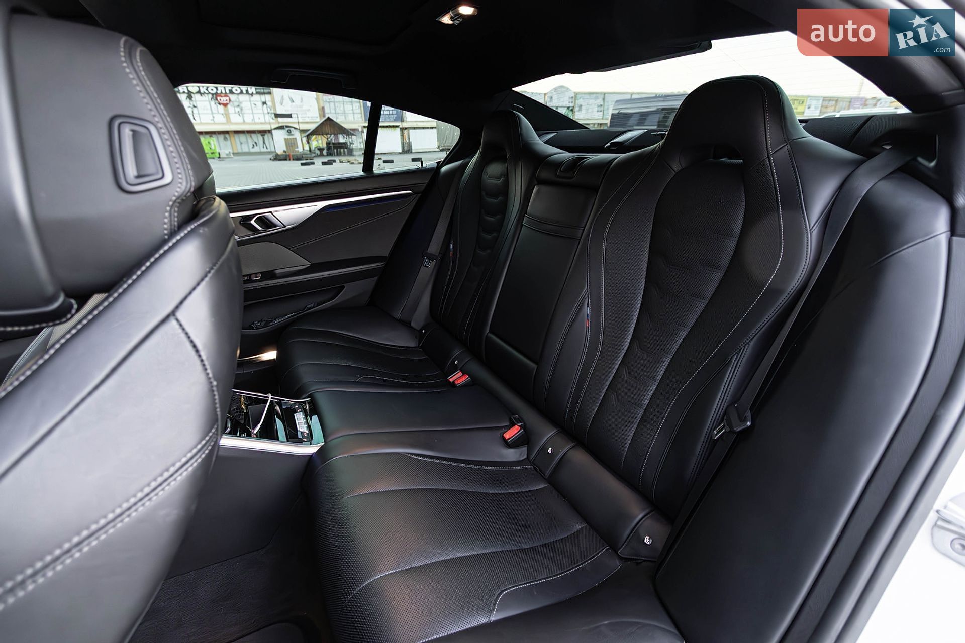 BMW 8 Series Gran Coupe 2019 VIN WBAGV8C01LCD86053 фото оголошення 16 з 17