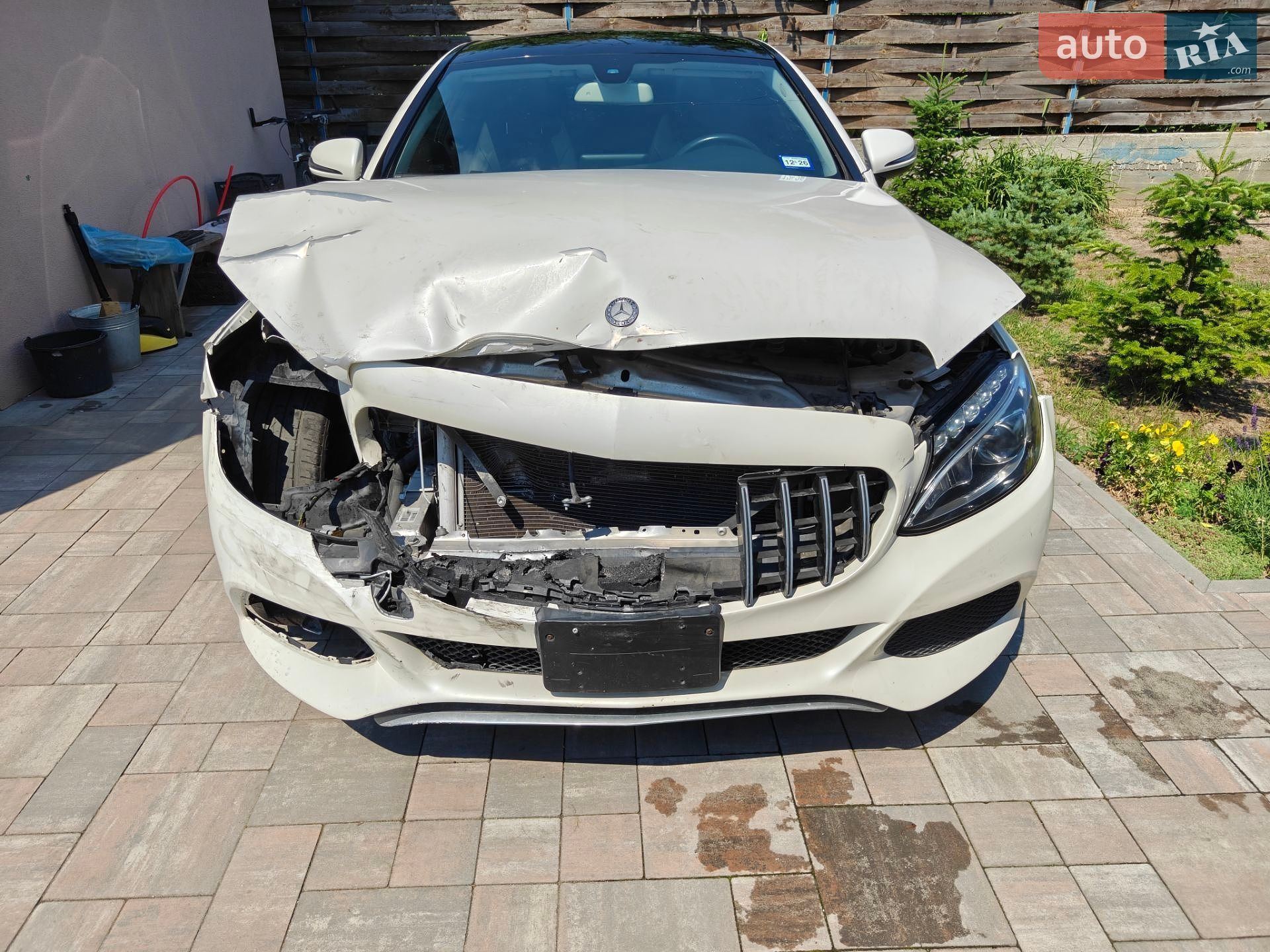 Mercedes-Benz C-Class 2016 VIN WDDWJ4JB0HF383760 фото оголошення 8 з 25