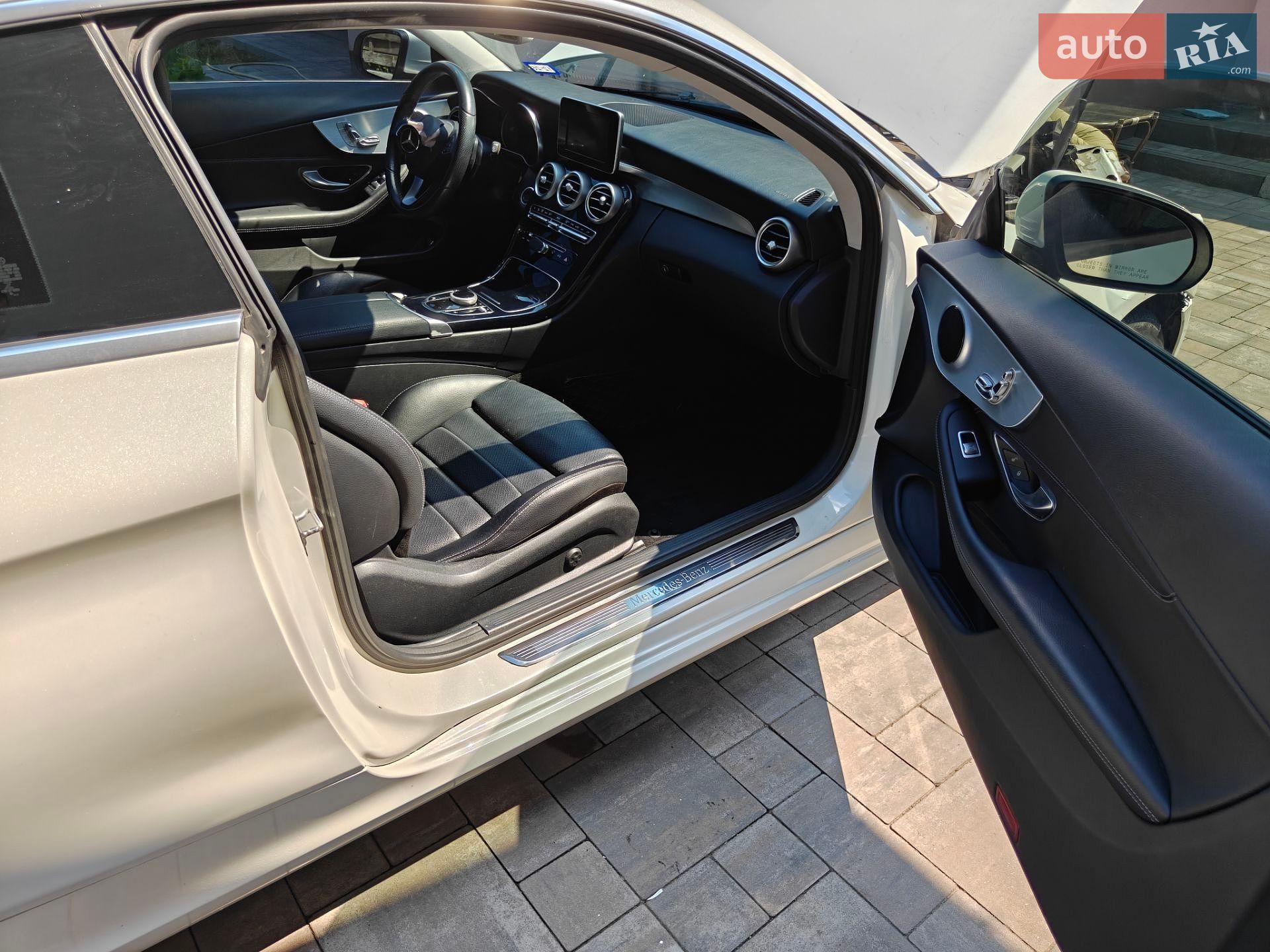 Mercedes-Benz C-Class 2016 VIN WDDWJ4JB0HF383760 фото оголошення 22 з 25