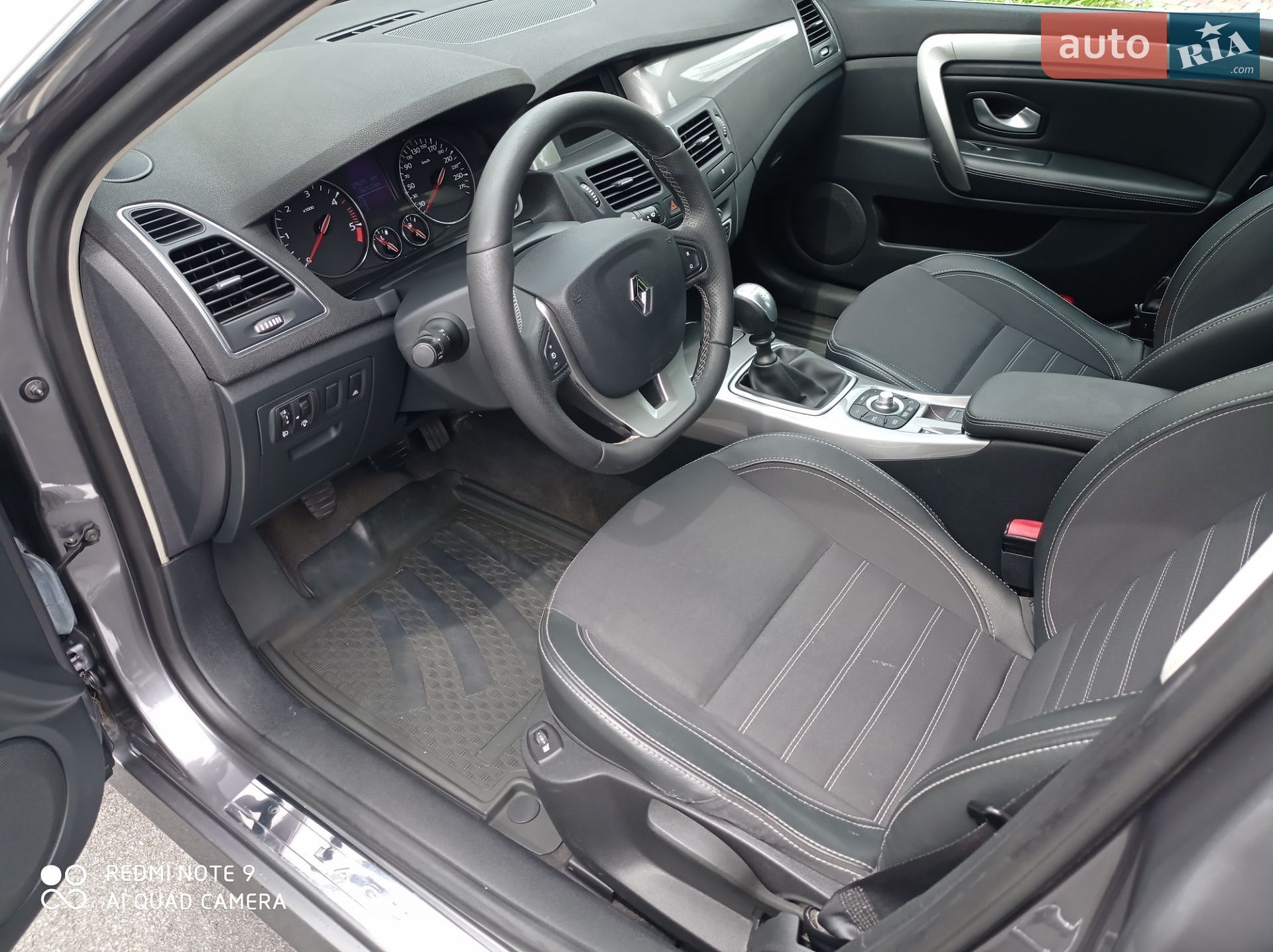 Renault Laguna 2011 VIN VF1KT1R0644294513 фото оголошення 14 з 37