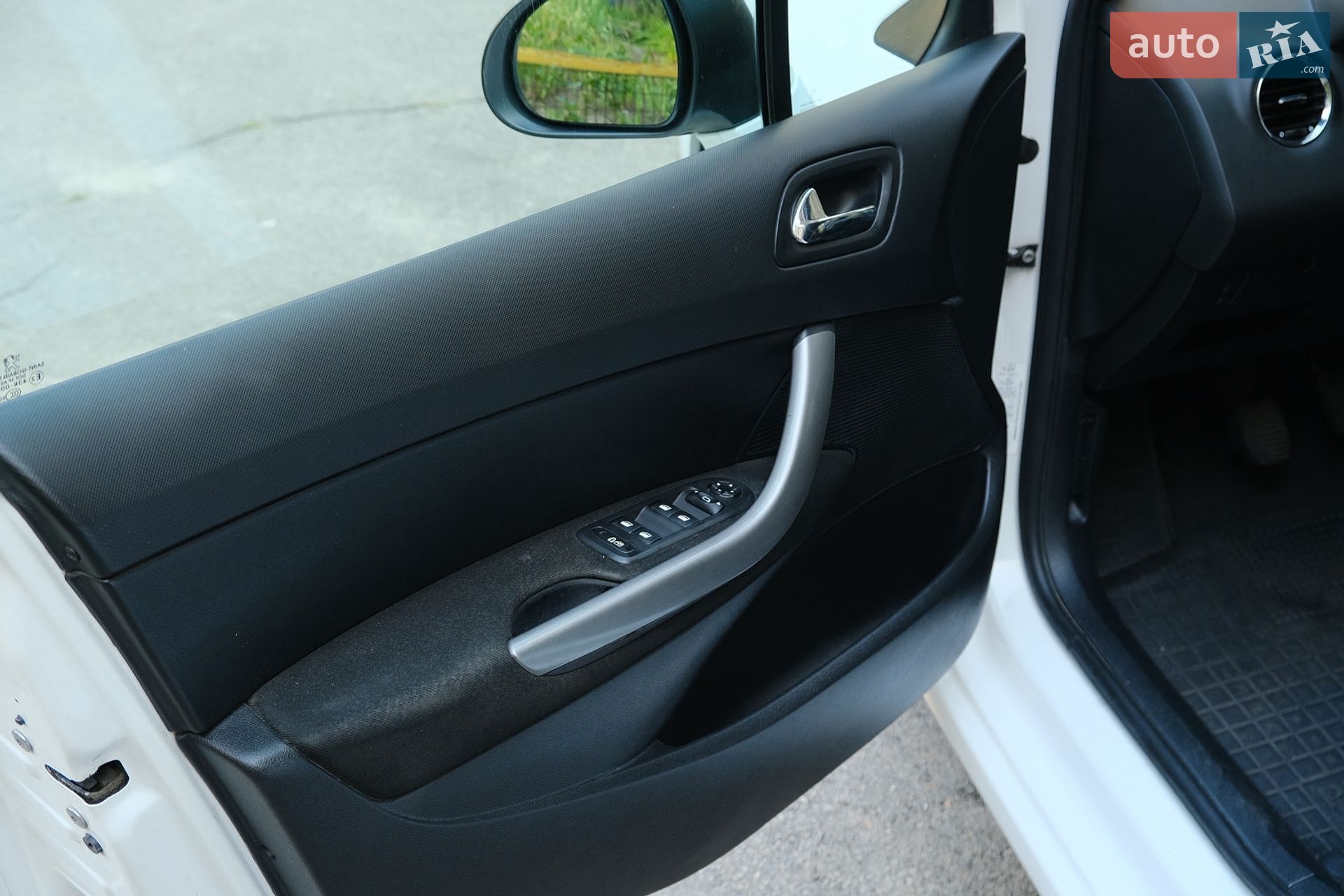 Peugeot 308 2011 VIN VF34C9HJCBS314861 фото оголошення 11 з 30