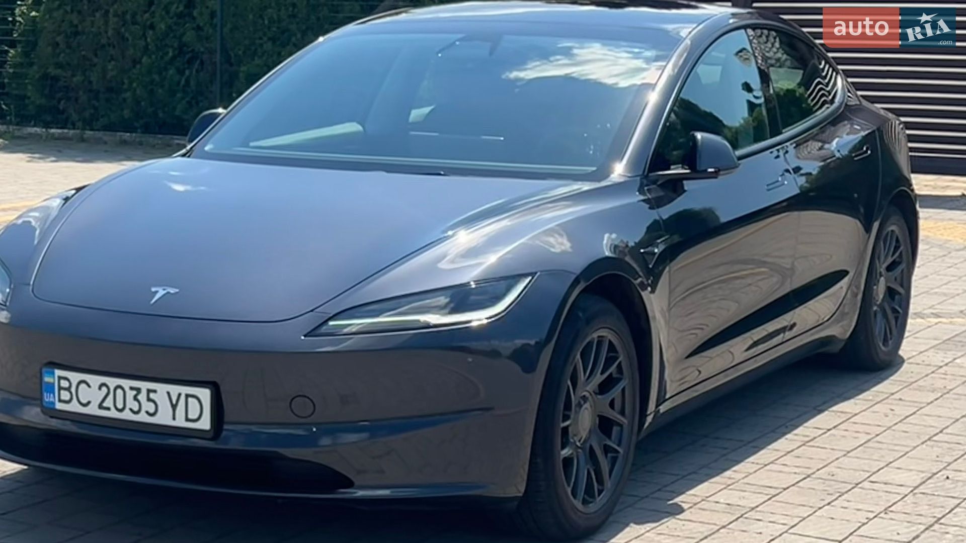 TESLA MODEL 3 2024 VIN 5YJ3E1EA0RF757503 фото оголошення 3 з 36