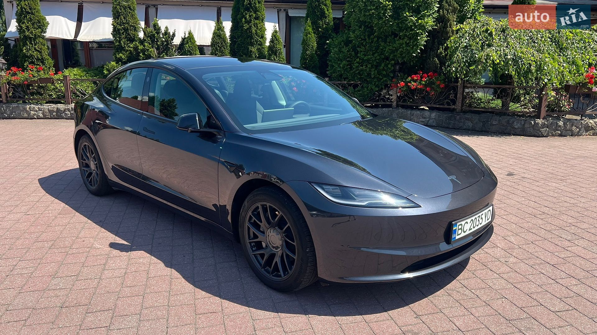 TESLA MODEL 3 2024 VIN 5YJ3E1EA0RF757503 фото оголошення 4 з 36
