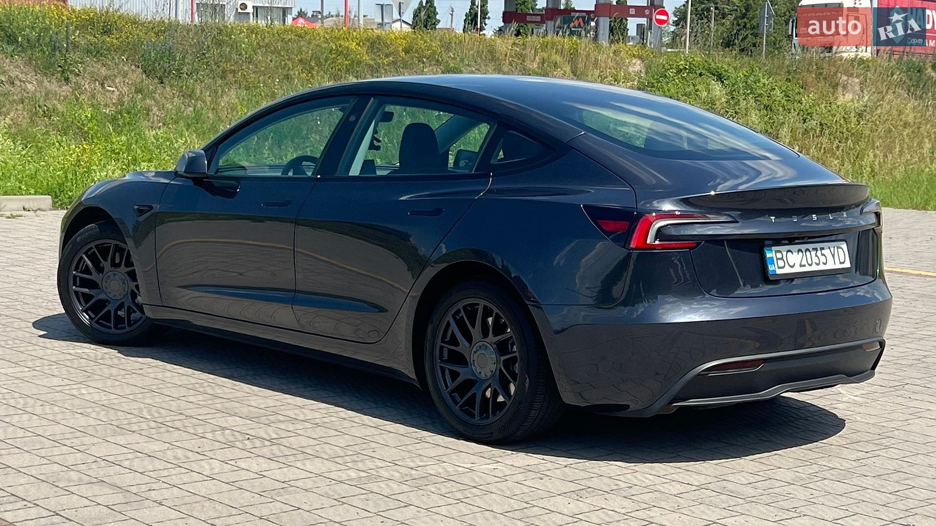 TESLA MODEL 3 2024 VIN 5YJ3E1EA0RF757503 фото оголошення 14 з 36