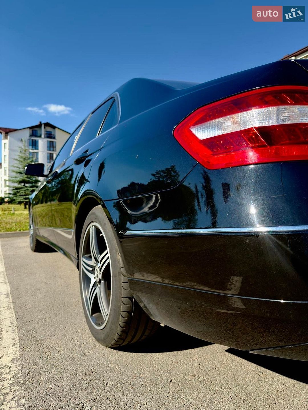 Mercedes-Benz E-Class 2009 VIN WDD2120021A042370 фото оголошення 4 з 11