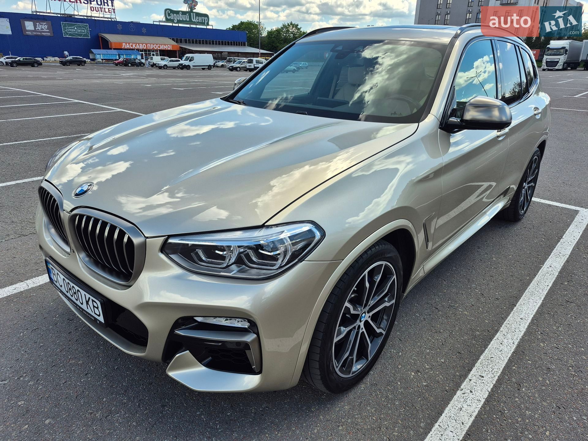 BMW X3 2019 VIN 5UXTS3C52KLR73770 фото оголошення 2 з 13