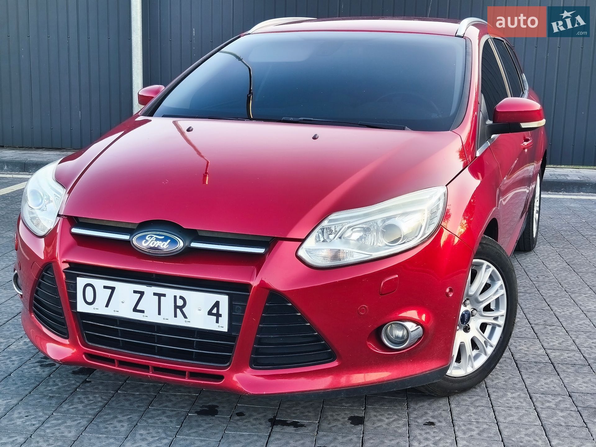 Ford Focus 2013 VIN WF0LXXGCBLDJ59707 фото оголошення 2 з 57