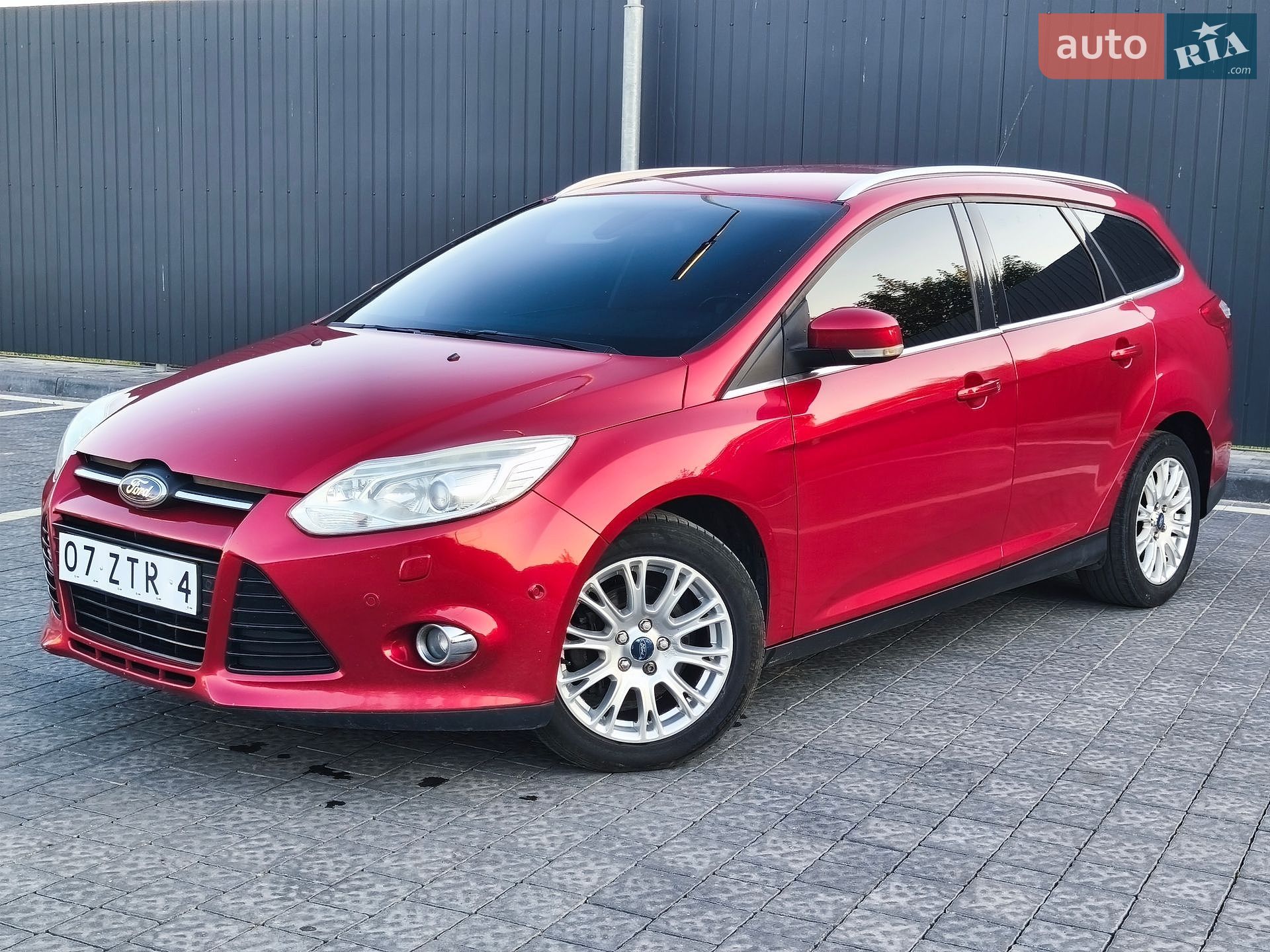 Ford Focus 2013 VIN WF0LXXGCBLDJ59707 фото оголошення 6 з 57