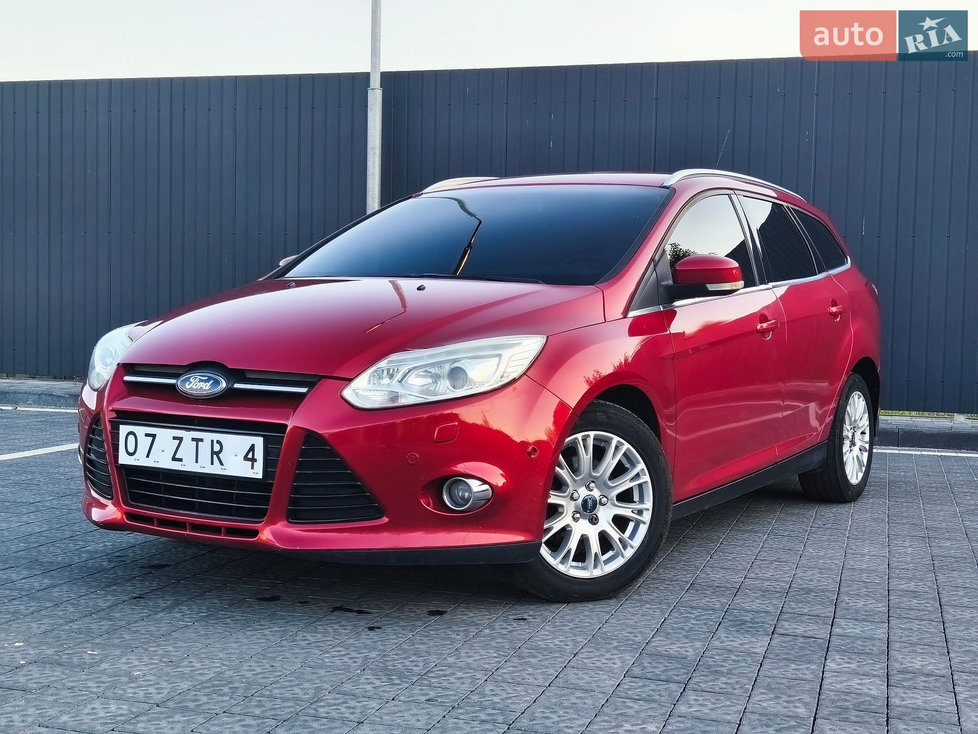 Ford Focus 2013 VIN WF0LXXGCBLDJ59707 фото оголошення 3 з 57