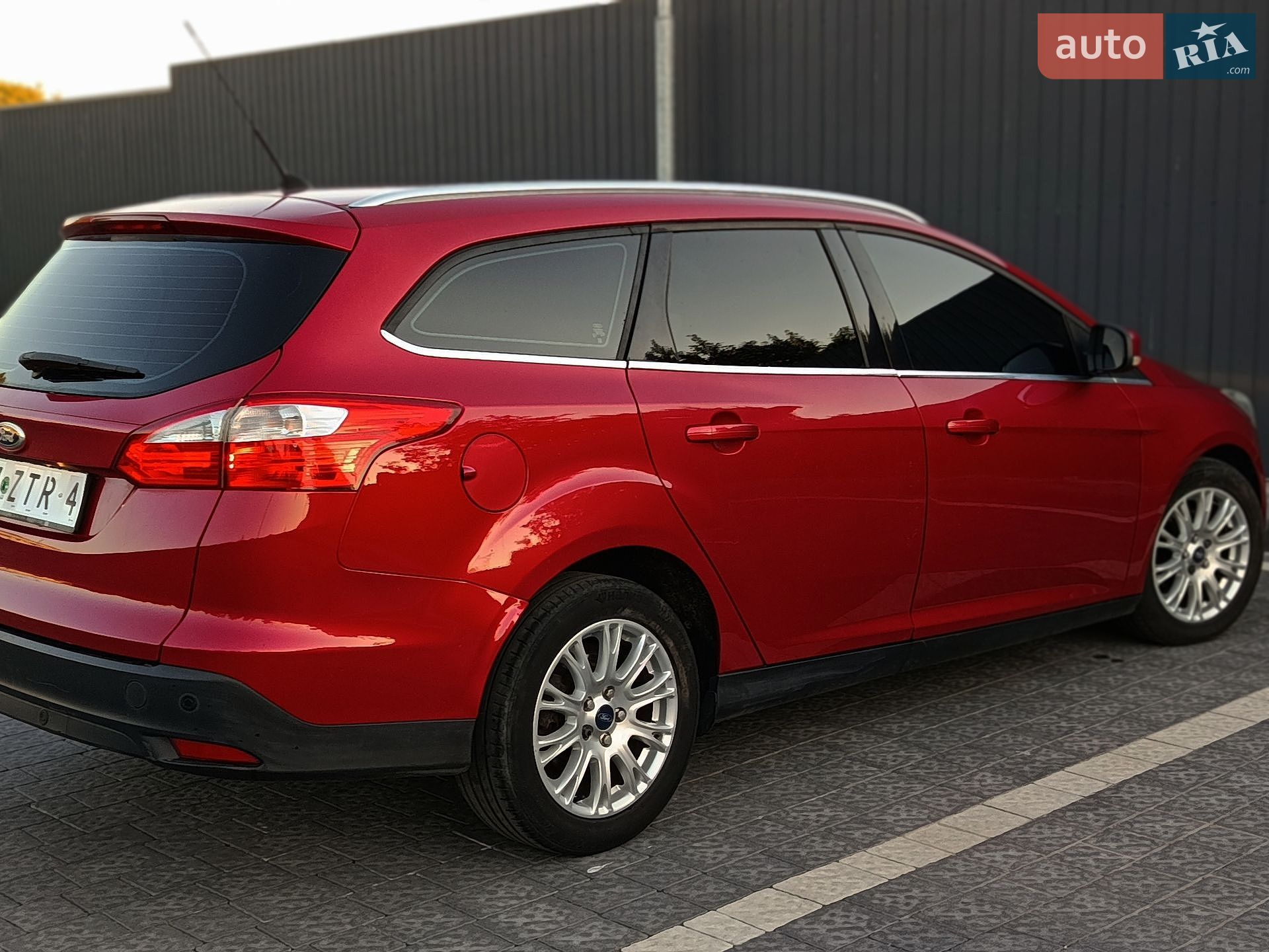 Ford Focus 2013 VIN WF0LXXGCBLDJ59707 фото оголошення 22 з 57