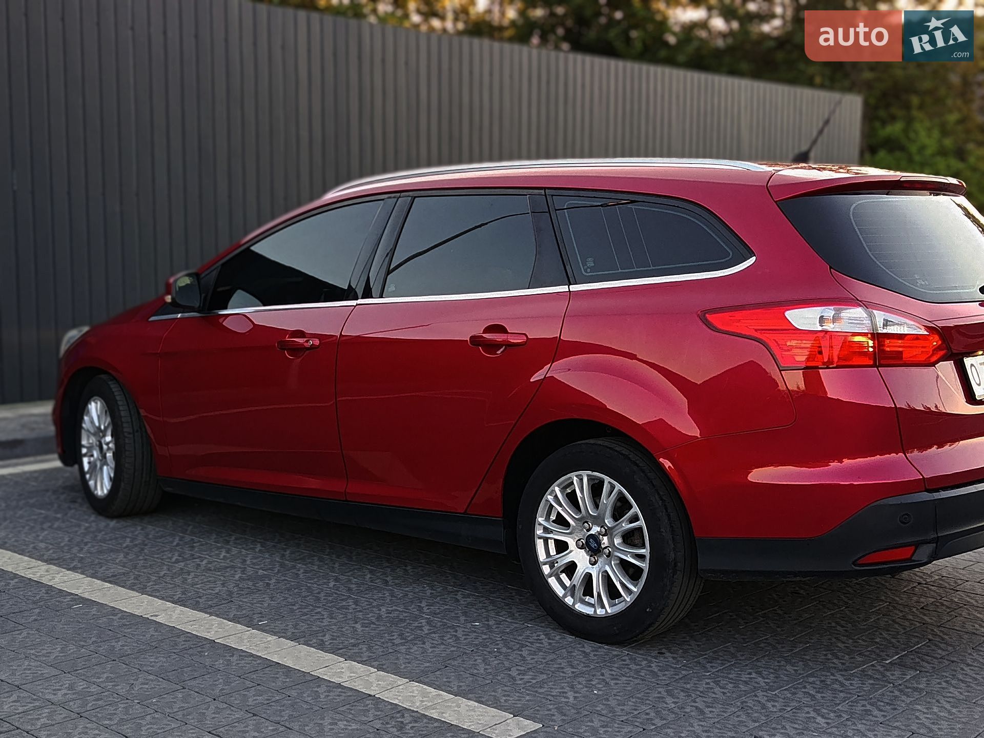 Ford Focus 2013 VIN WF0LXXGCBLDJ59707 фото оголошення 23 з 57