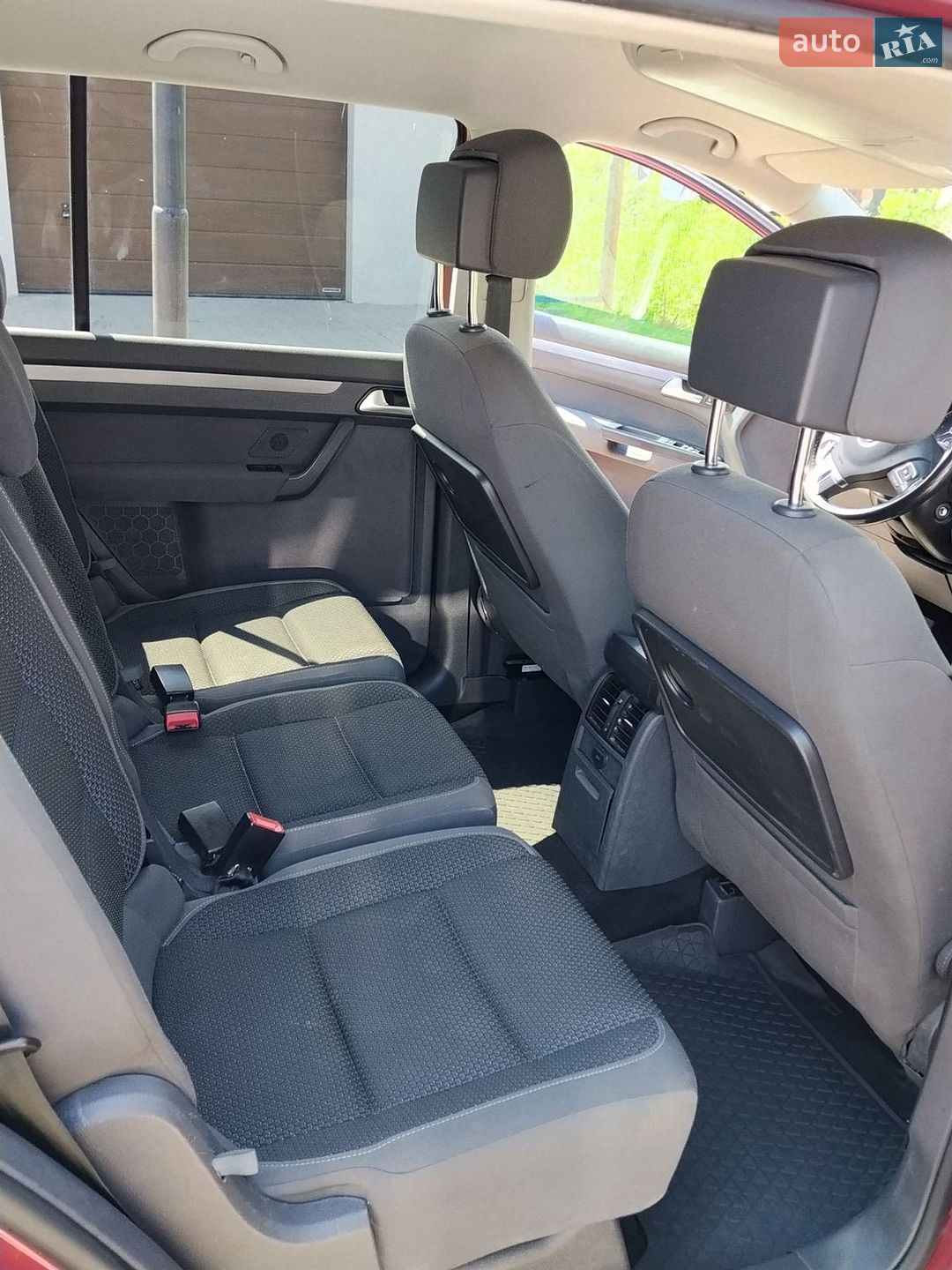 Volkswagen Touran 2014 VIN WVGZZZ1TZFW002458 фото оголошення 4 з 10