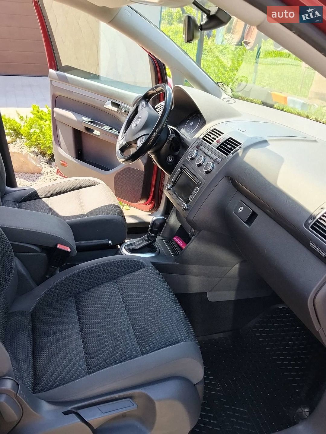 Volkswagen Touran 2014 VIN WVGZZZ1TZFW002458 фото оголошення 6 з 10