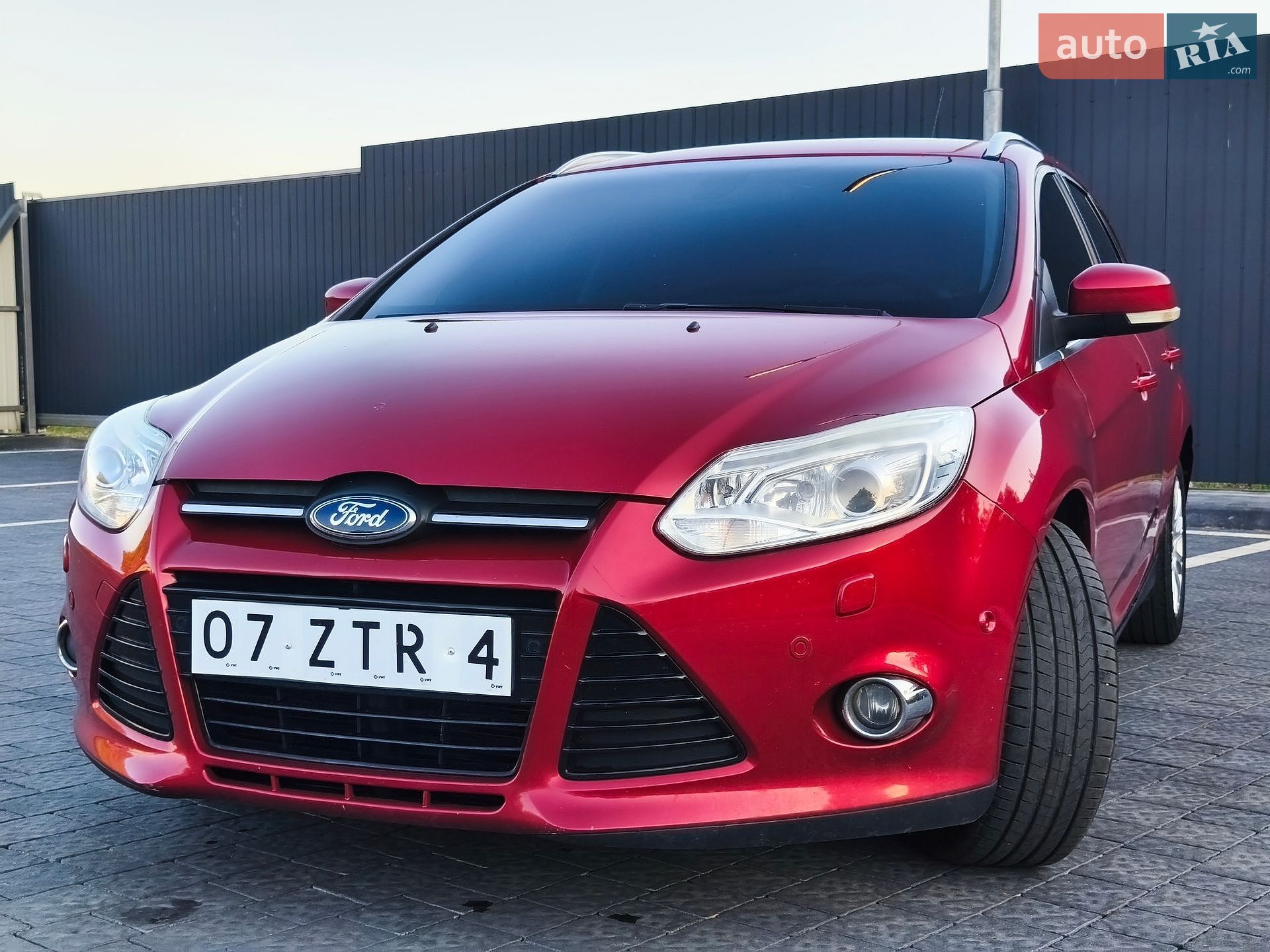 Ford Focus 2013 VIN WF0LXXGCBLDJ59707 фото оголошення 13 з 57