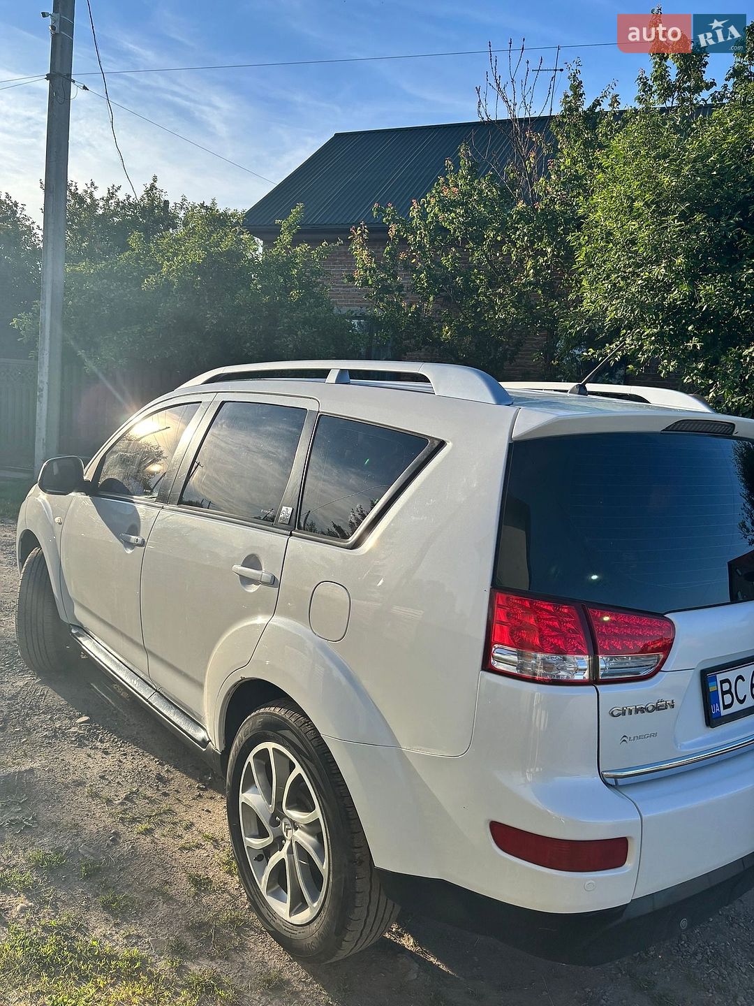 Citroen C-Crosser 2012 VIN VF7VU4HK8BU904632 фото оголошення 4 з 19