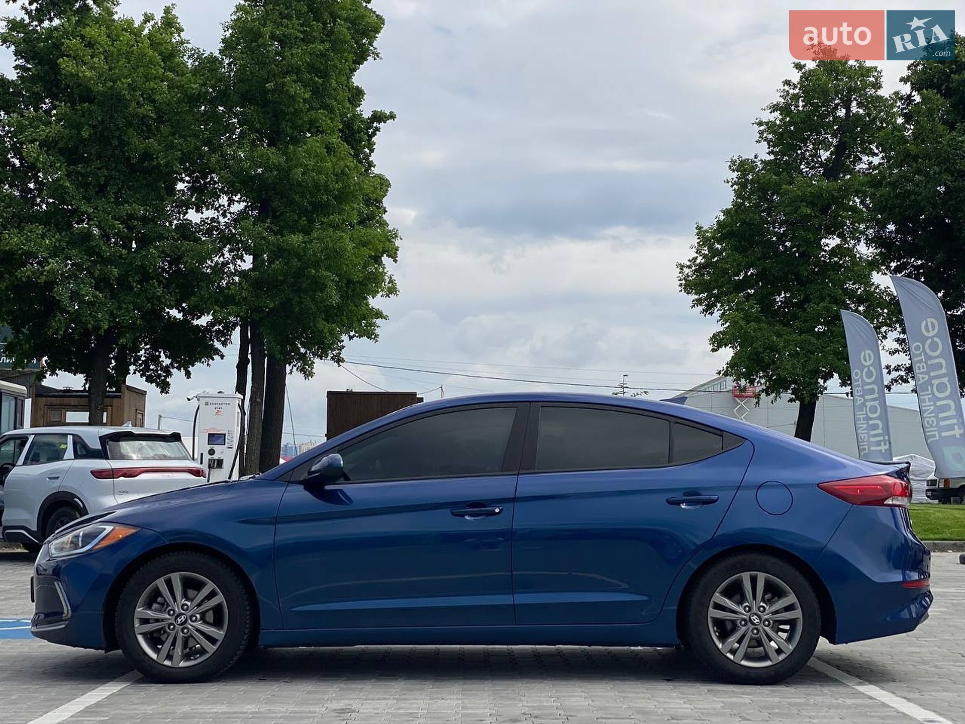 HYUNDAI ELANTRA 2018 VIN 5NPD84LF1JH366295 фото оголошення 9 з 47