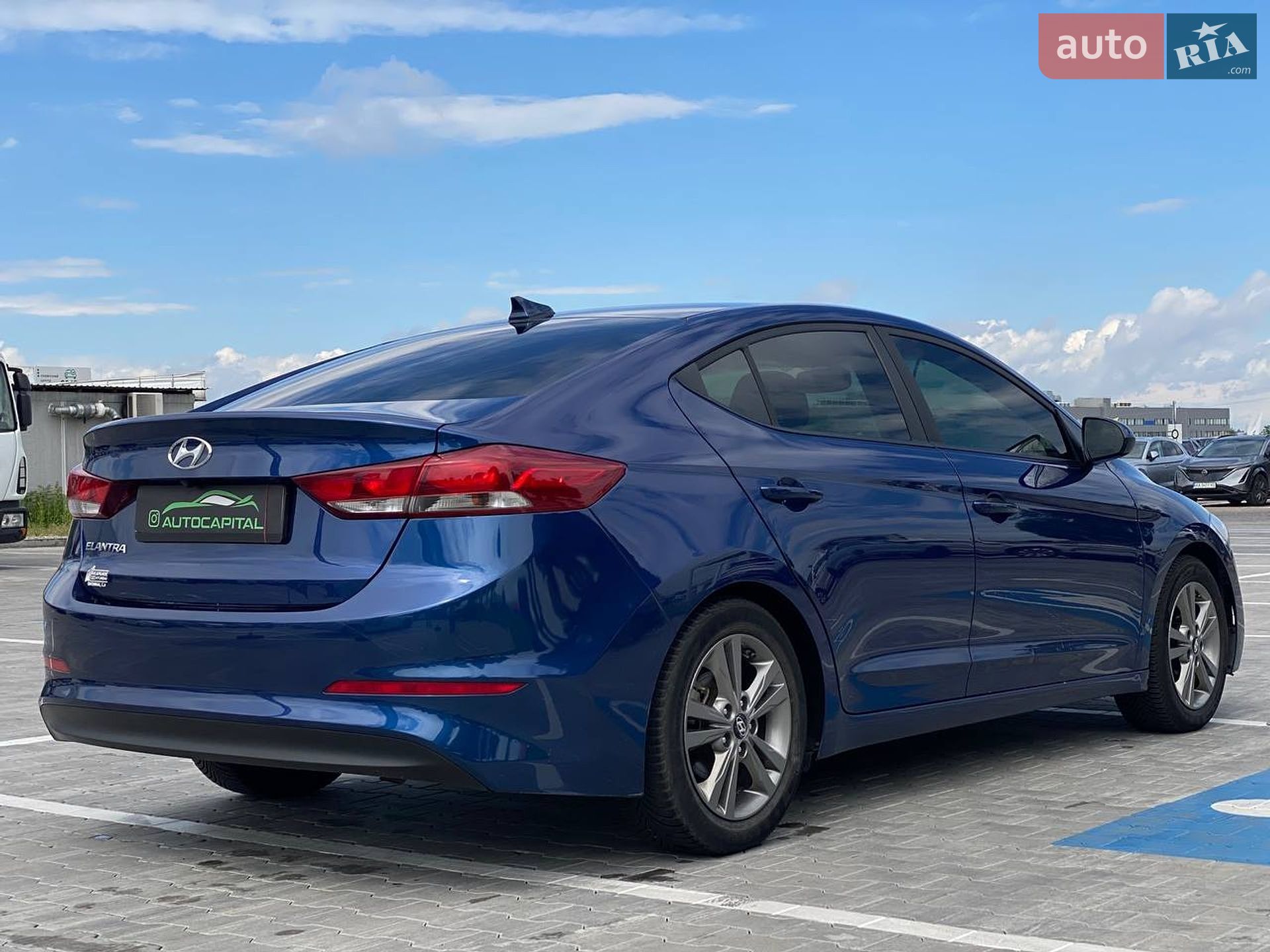 HYUNDAI ELANTRA 2018 VIN 5NPD84LF1JH366295 фото оголошення 12 з 47