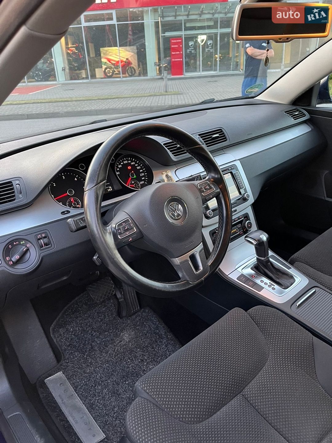 Volkswagen Passat 2010 VIN WVWZZZ3CZAE114576 фото оголошення 13 з 40