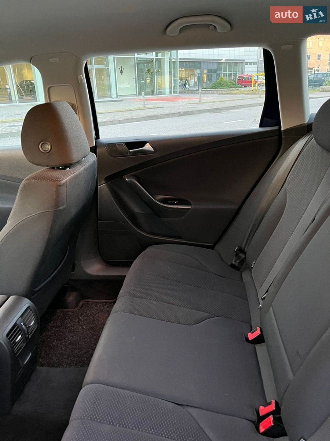 Volkswagen Passat 2010 VIN WVWZZZ3CZAE114576 фото оголошення 24 з 40