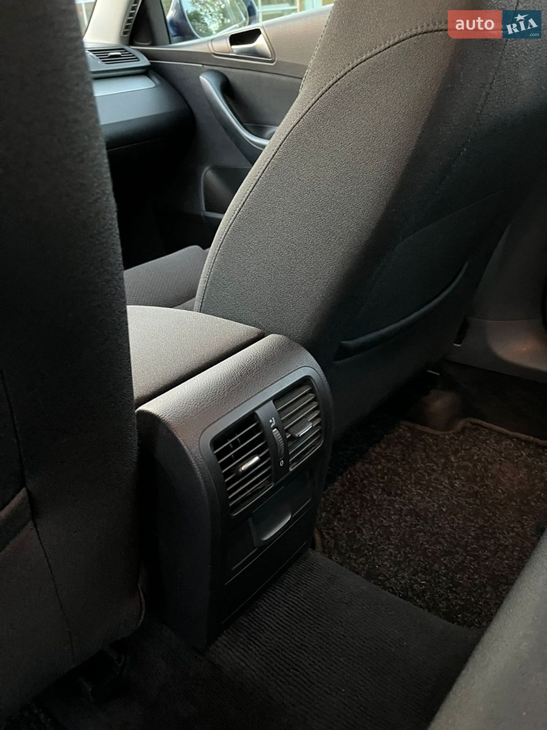 Volkswagen Passat 2010 VIN WVWZZZ3CZAE114576 фото оголошення 25 з 40