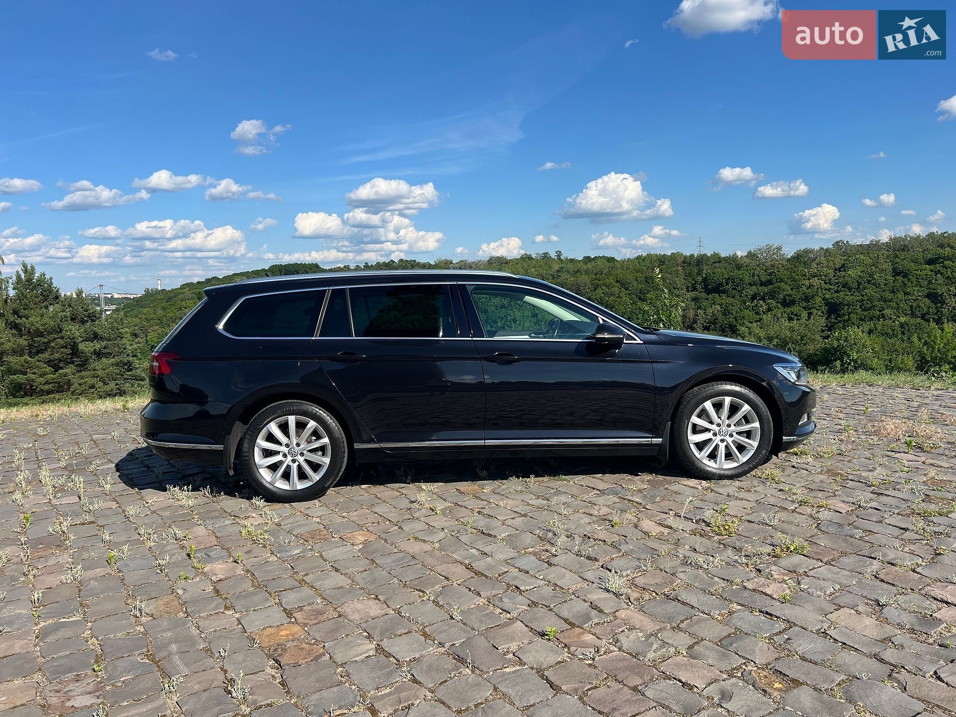 Volkswagen Passat 2017 VIN WVWZZZ3CZJE053128 фото оголошення 14 з 94
