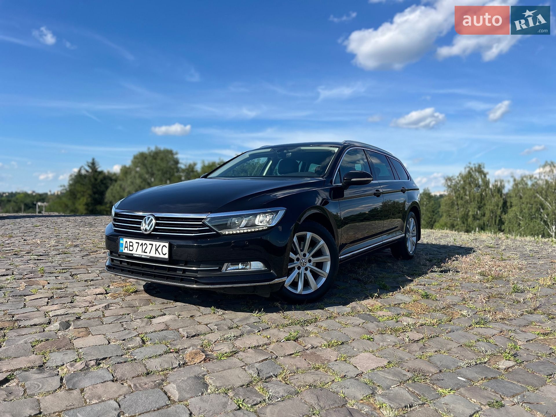 Volkswagen Passat 2017 VIN WVWZZZ3CZJE053128 фото оголошення 18 з 94