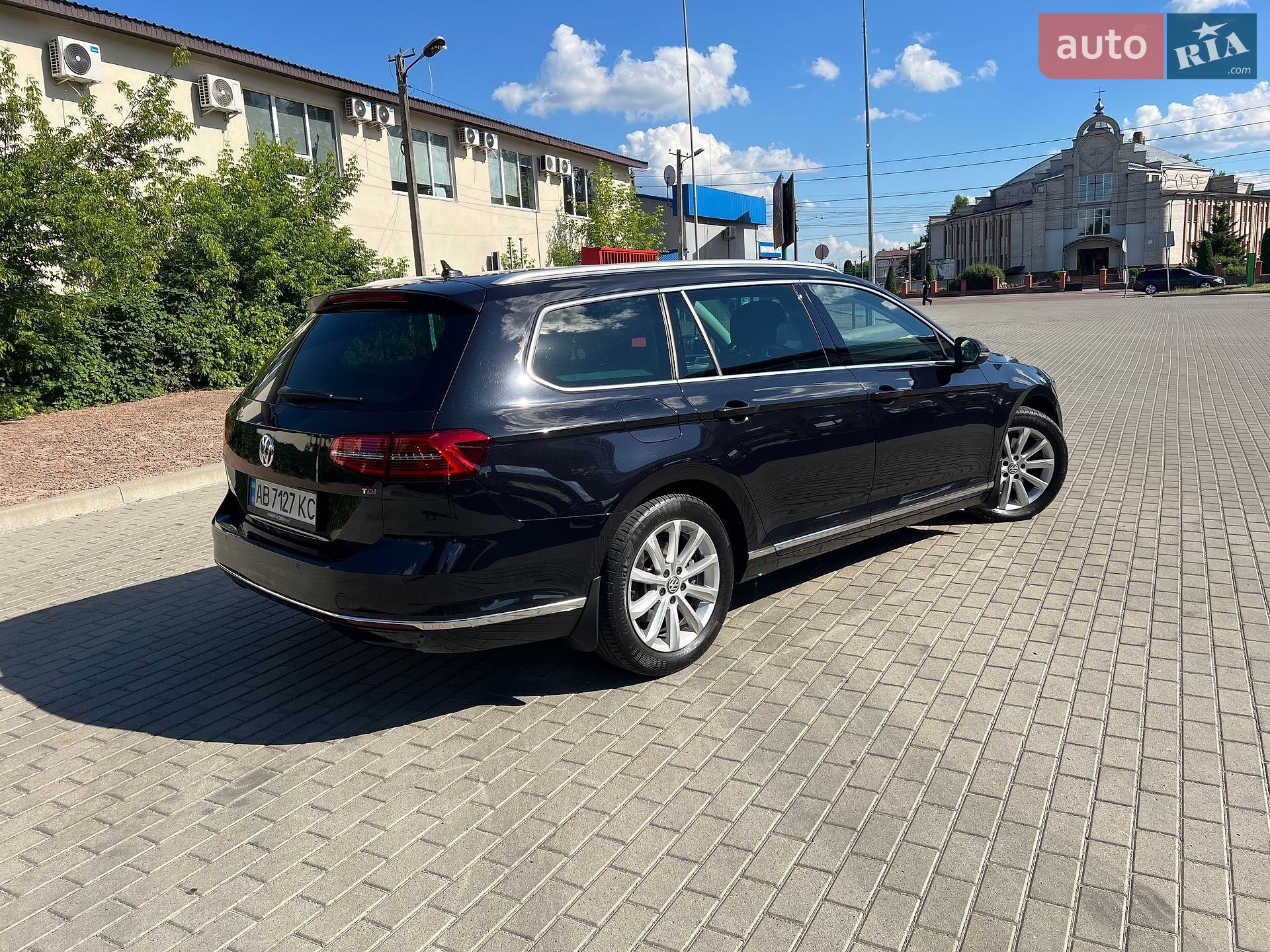 Volkswagen Passat 2017 VIN WVWZZZ3CZJE053128 фото оголошення 64 з 94