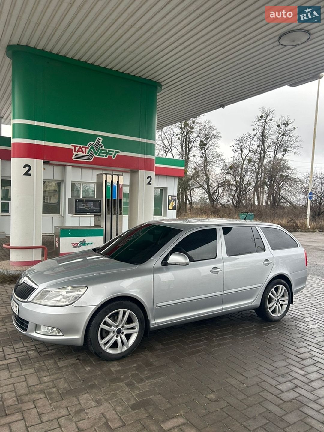 Skoda Octavia 2010 VIN TMBHT61ZXB2038157 фото оголошення 4 з 26