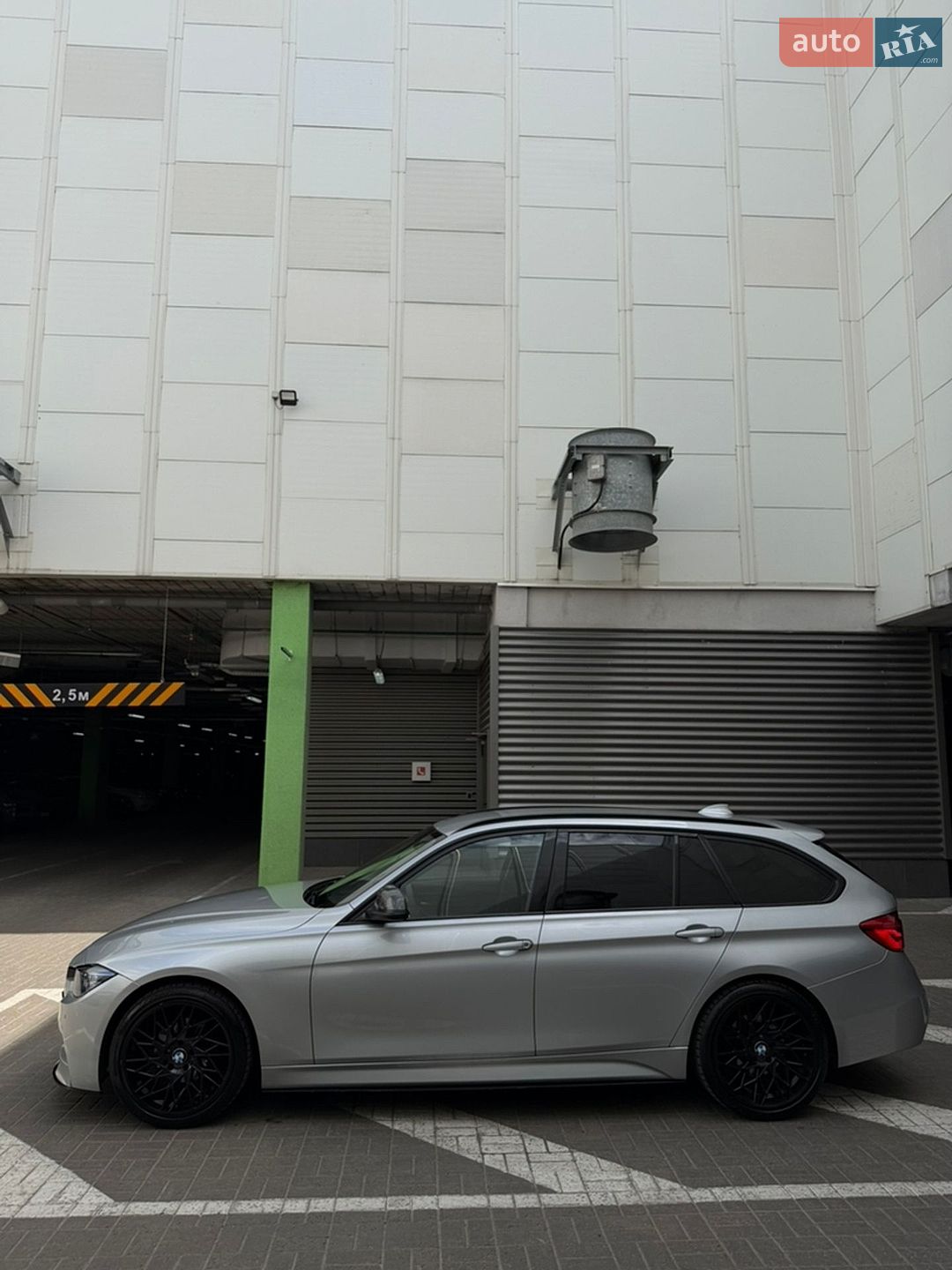 BMW 3 Series 2013 VIN WBA3K91010F909143 фото оголошення 13 з 32