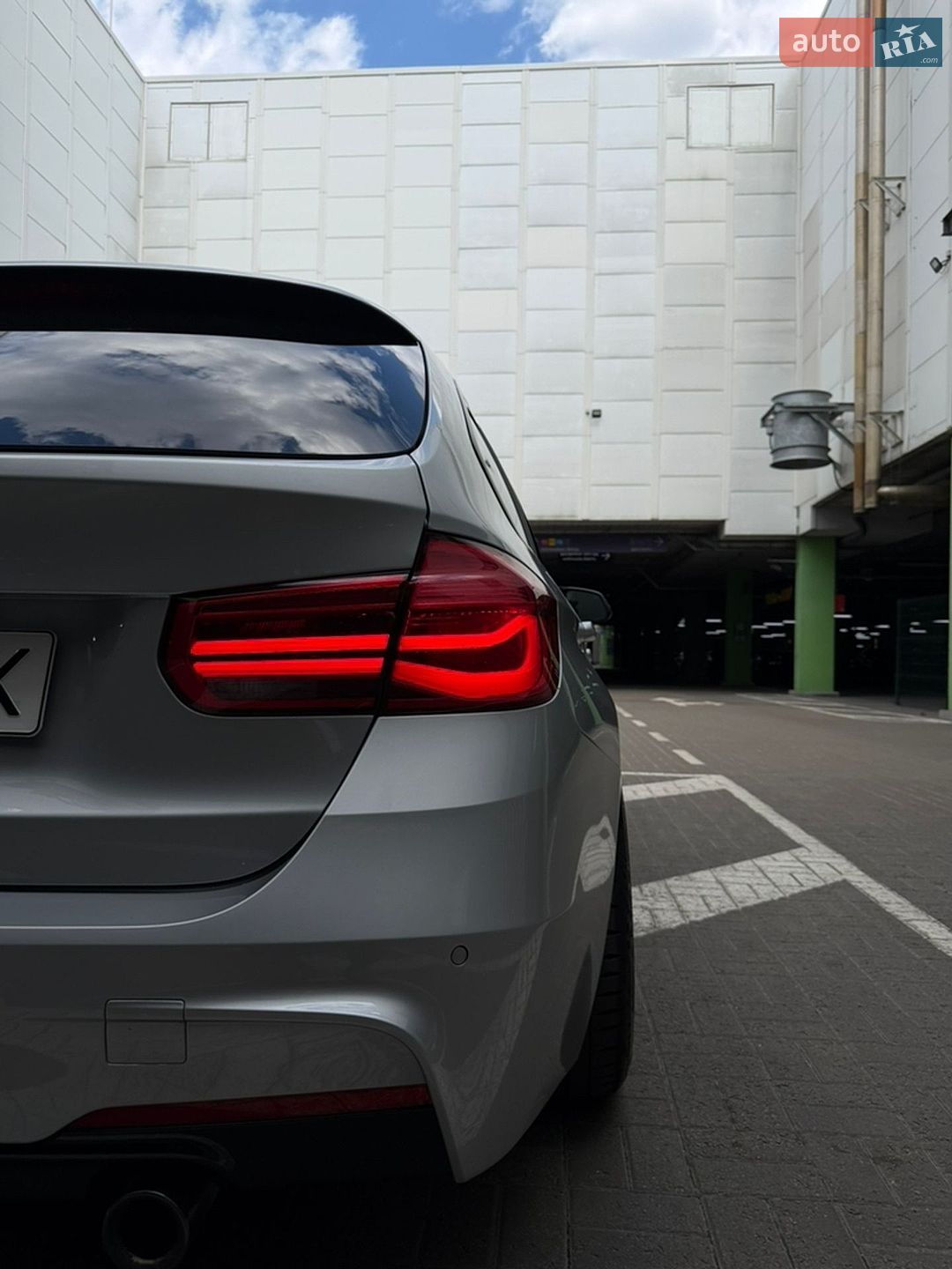 BMW 3 Series 2013 VIN WBA3K91010F909143 фото оголошення 15 з 32