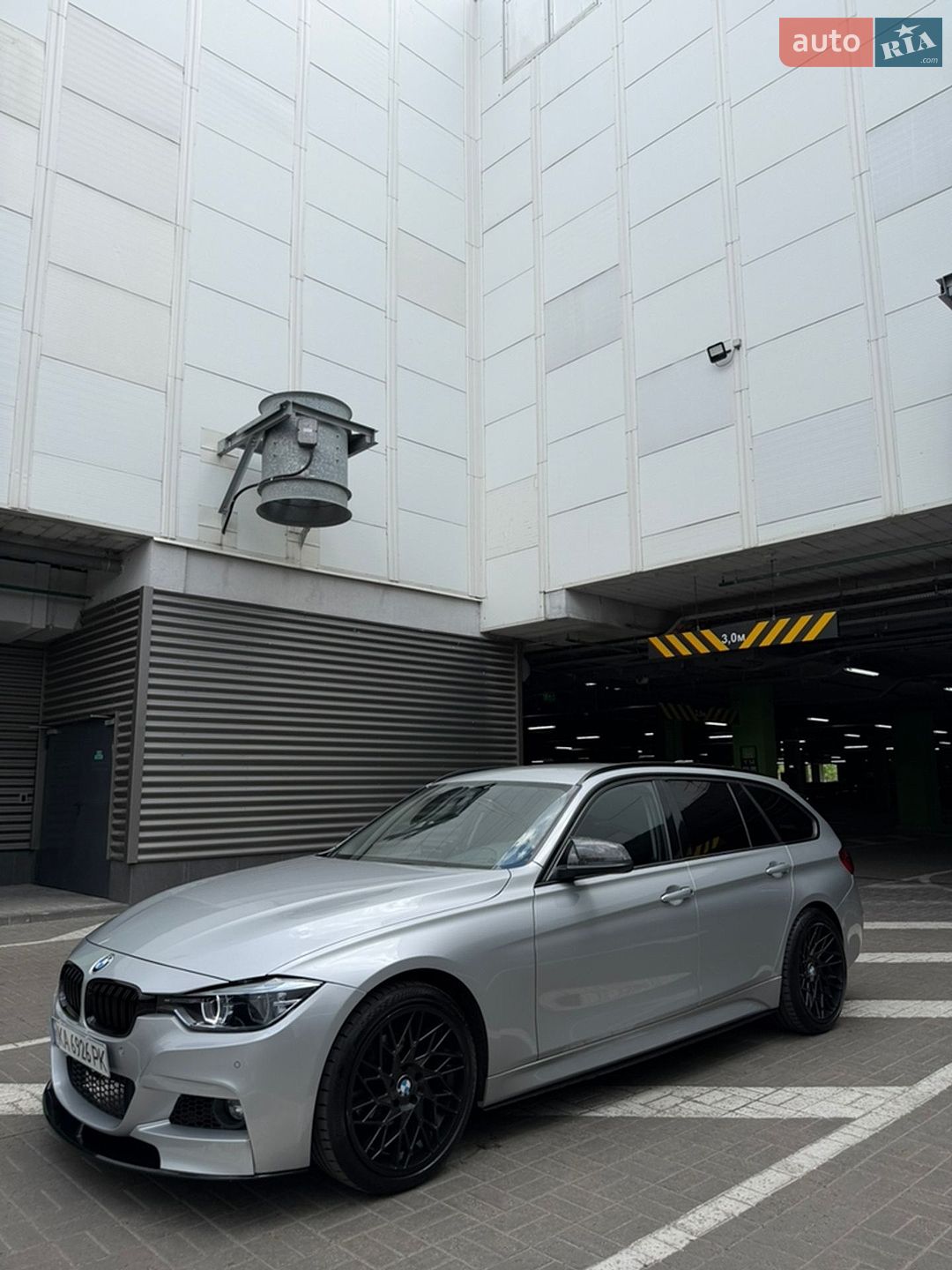 BMW 3 Series 2013 VIN WBA3K91010F909143 фото оголошення 26 з 32