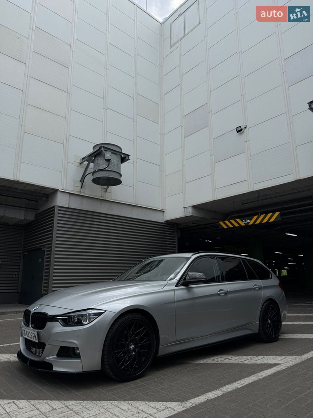BMW 3 Series 2013 VIN WBA3K91010F909143 фото оголошення 27 з 32